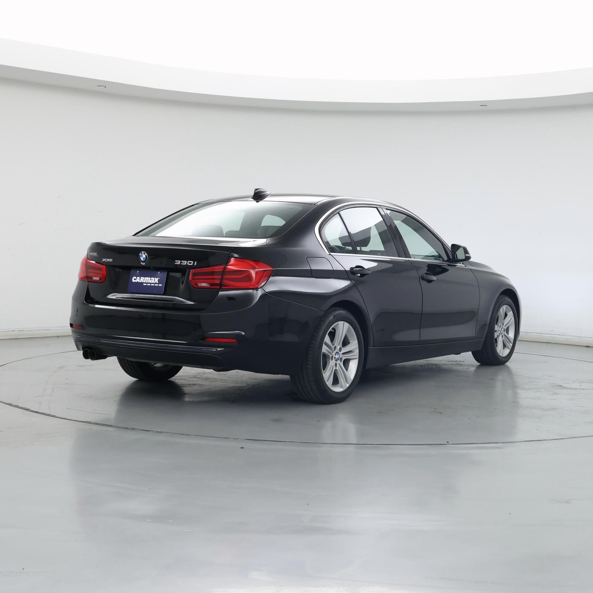 Thumbnail: 2018 BMW 3 Series - 8