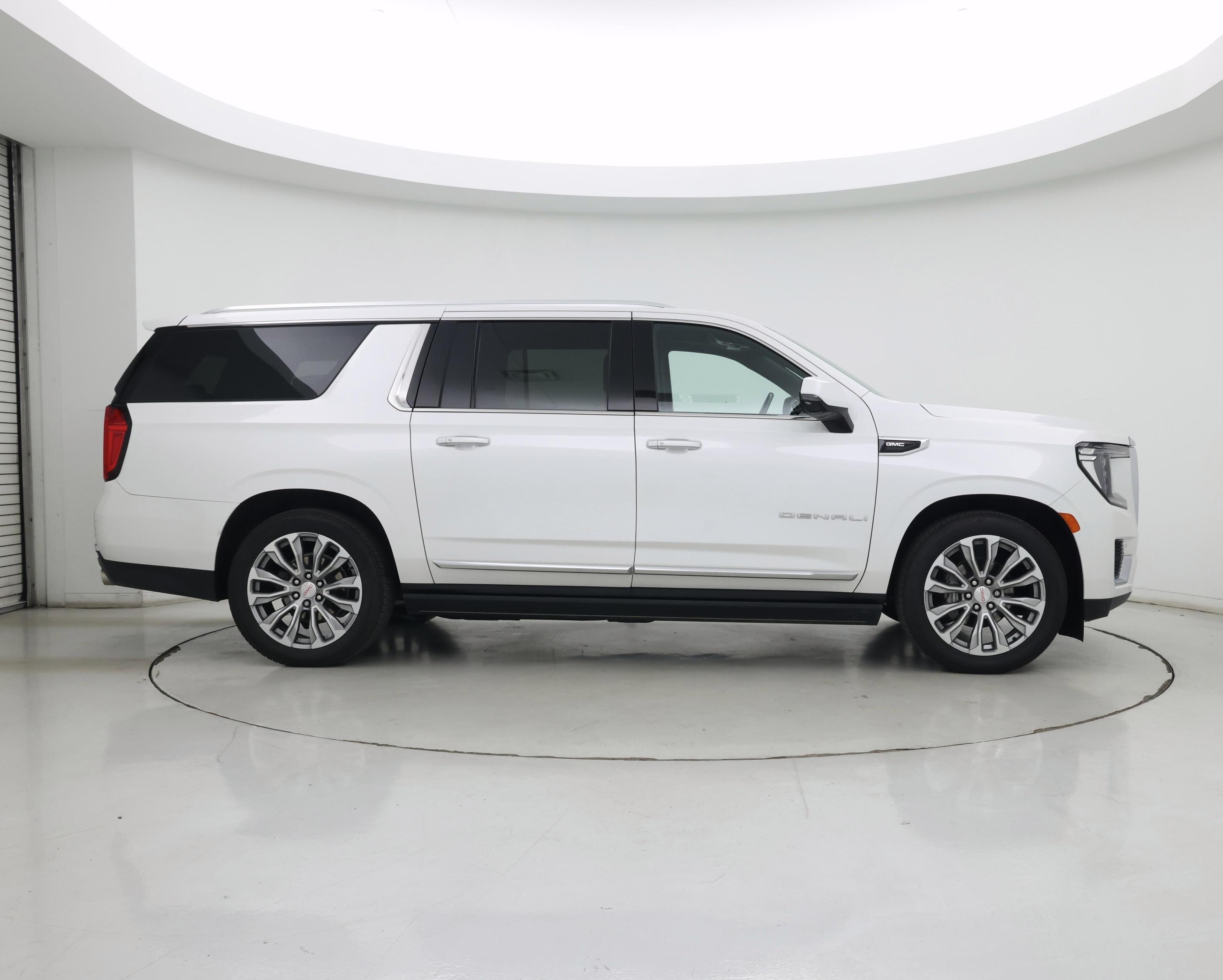 Thumbnail: 2022 GMC Yukon XL - 7