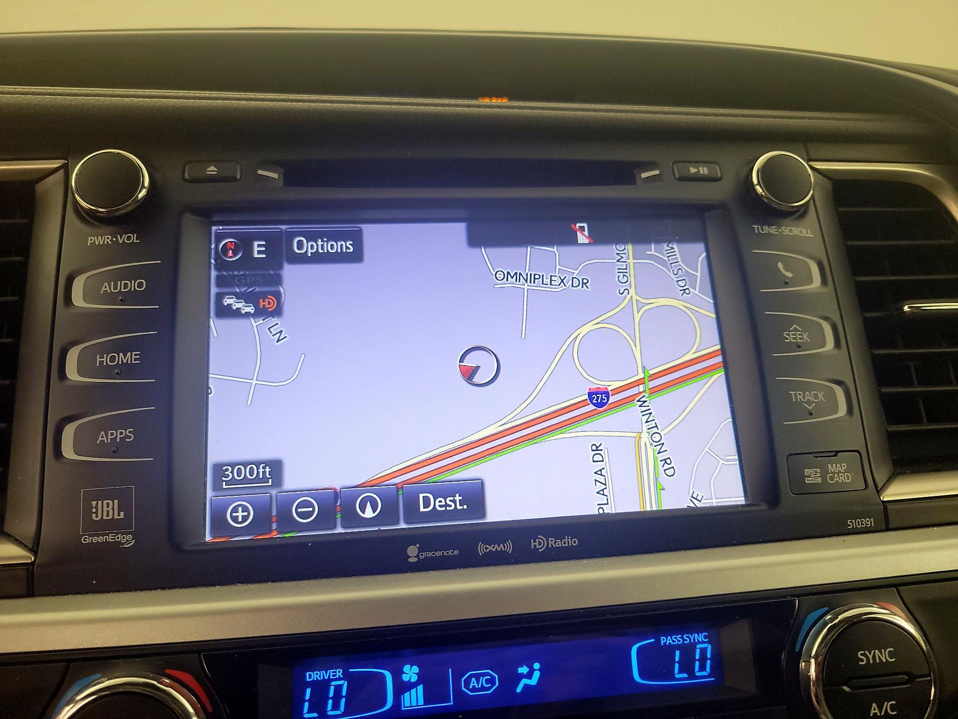Thumbnail: 2019 Toyota Highlander - 14