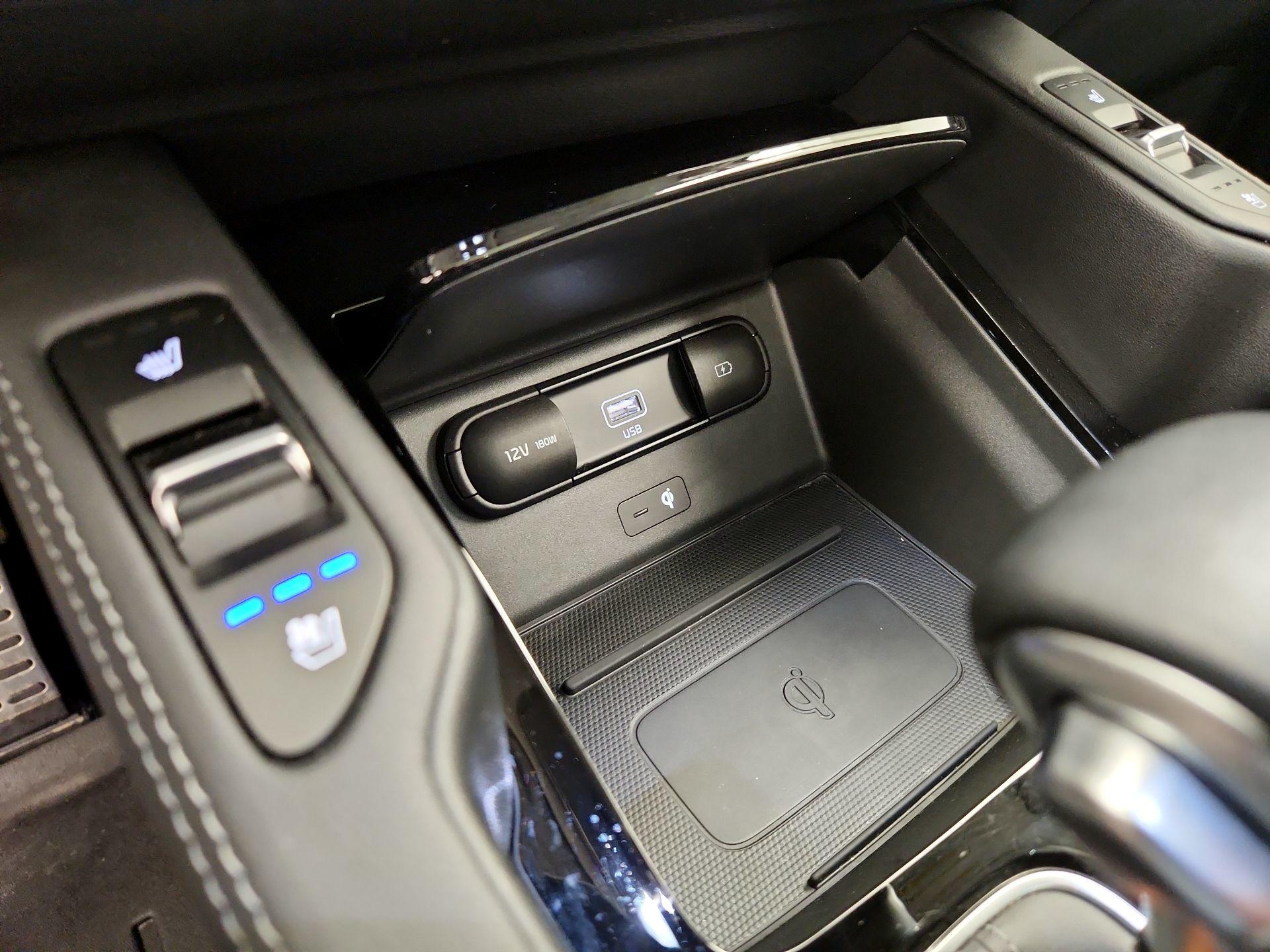 Thumbnail: 2021 Kia Telluride - 19