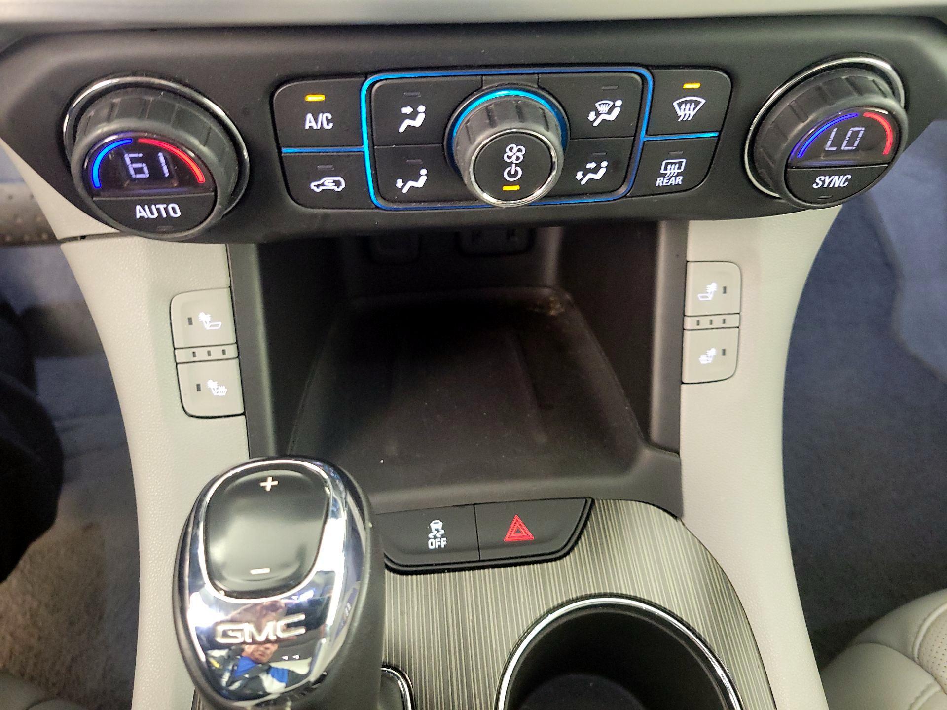Thumbnail: 2018 GMC Acadia - 17