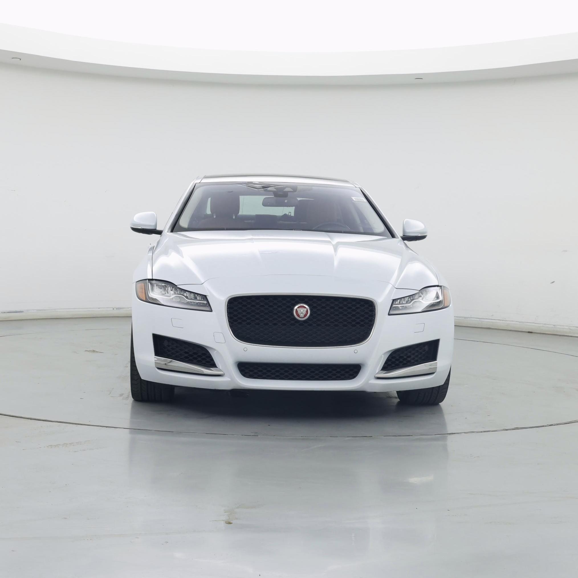 Thumbnail: 2018 Jaguar XF - 5