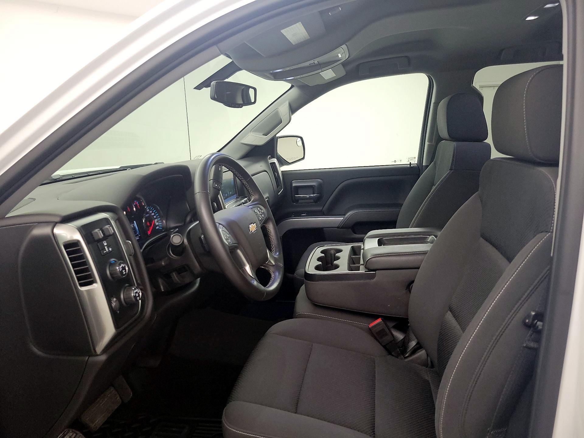 Thumbnail: 2018 Chevrolet Silverado 1500 - 11