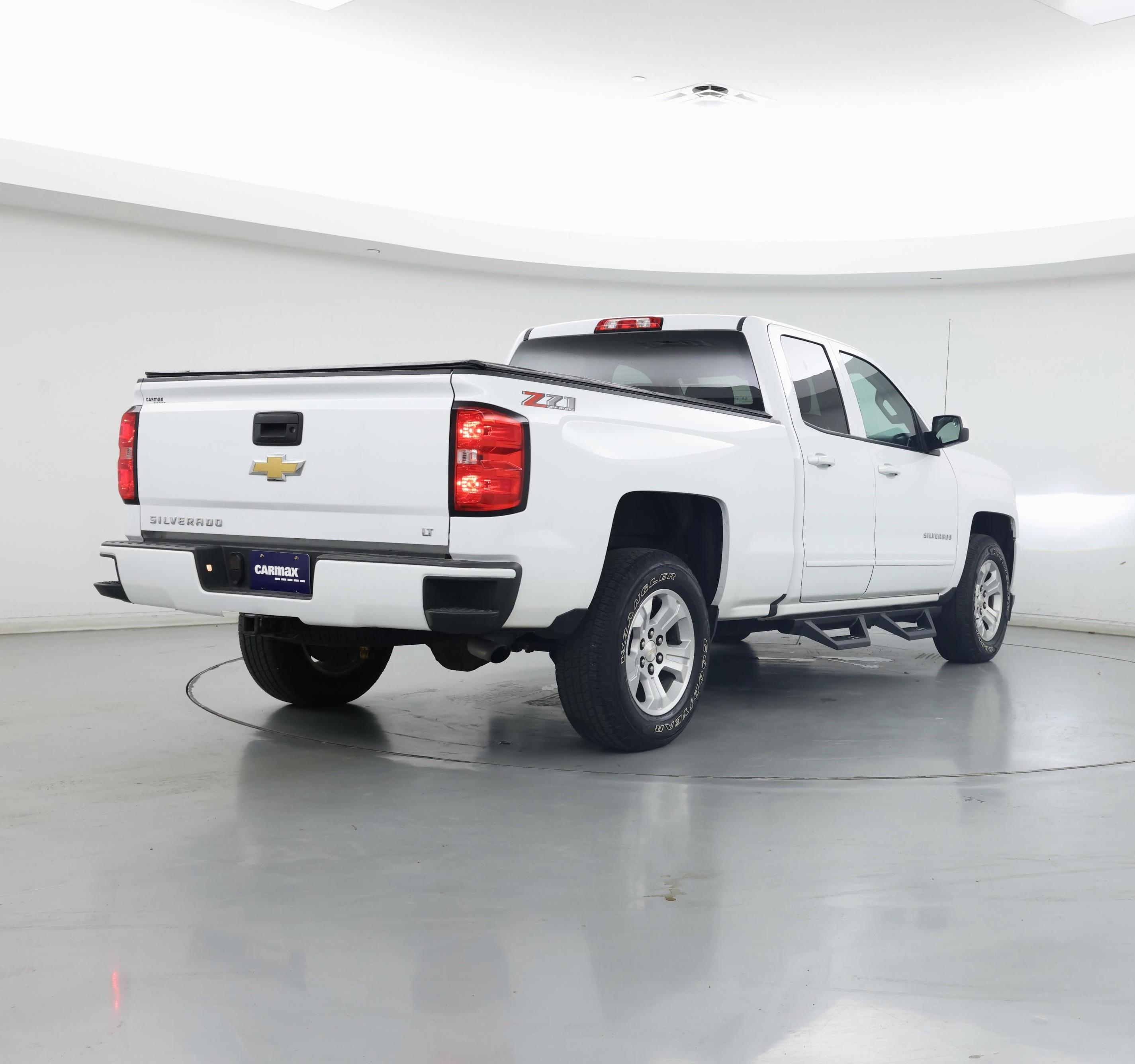 Thumbnail: 2018 Chevrolet Silverado 1500 - 8