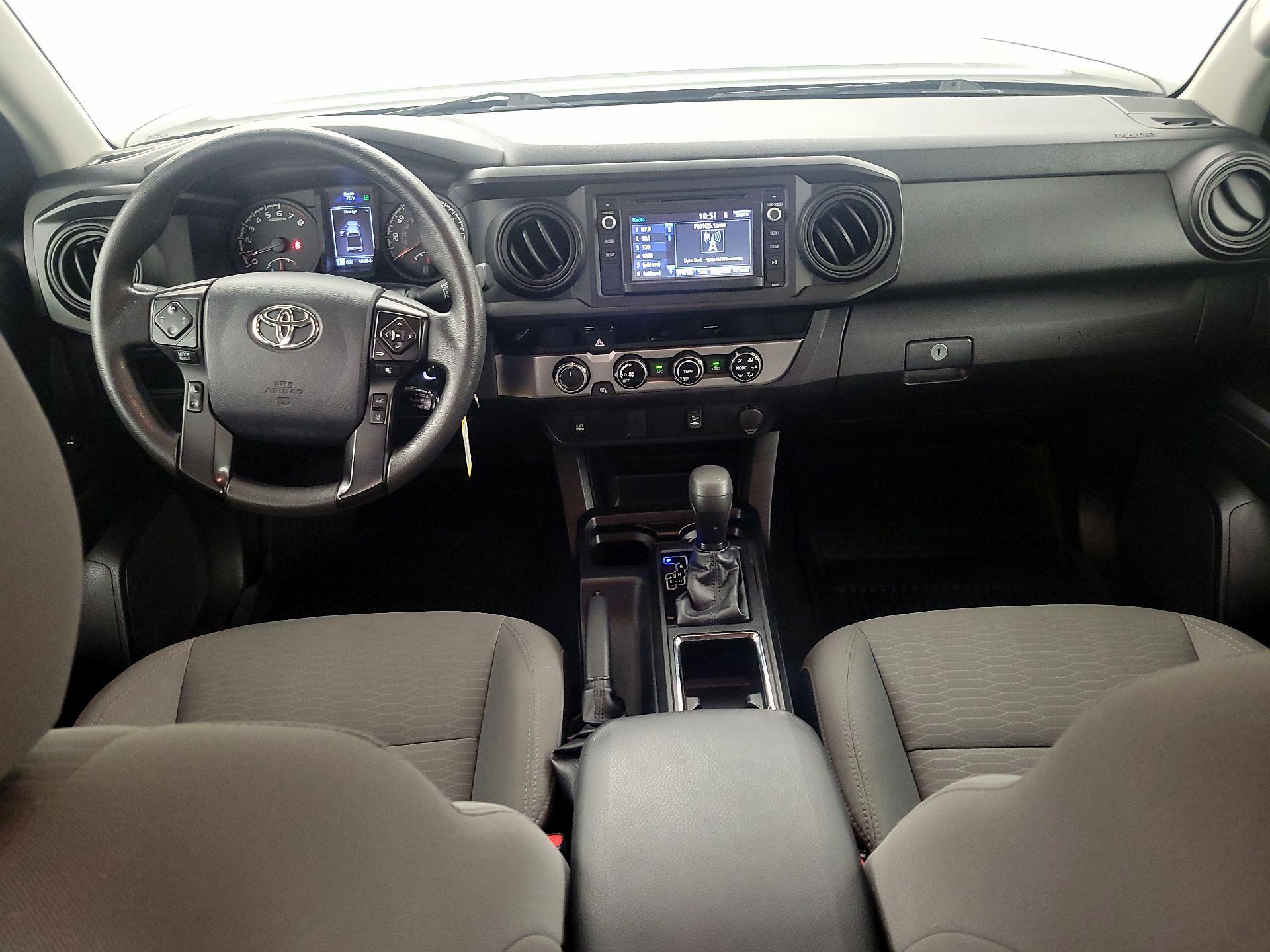 Thumbnail: 2018 Toyota Tacoma - 9