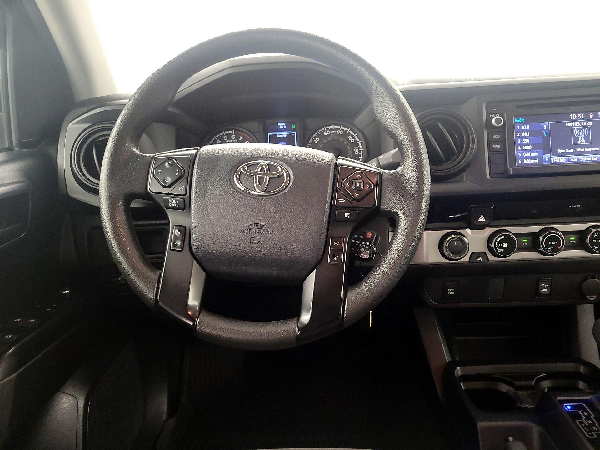Thumbnail: 2018 Toyota Tacoma - 10