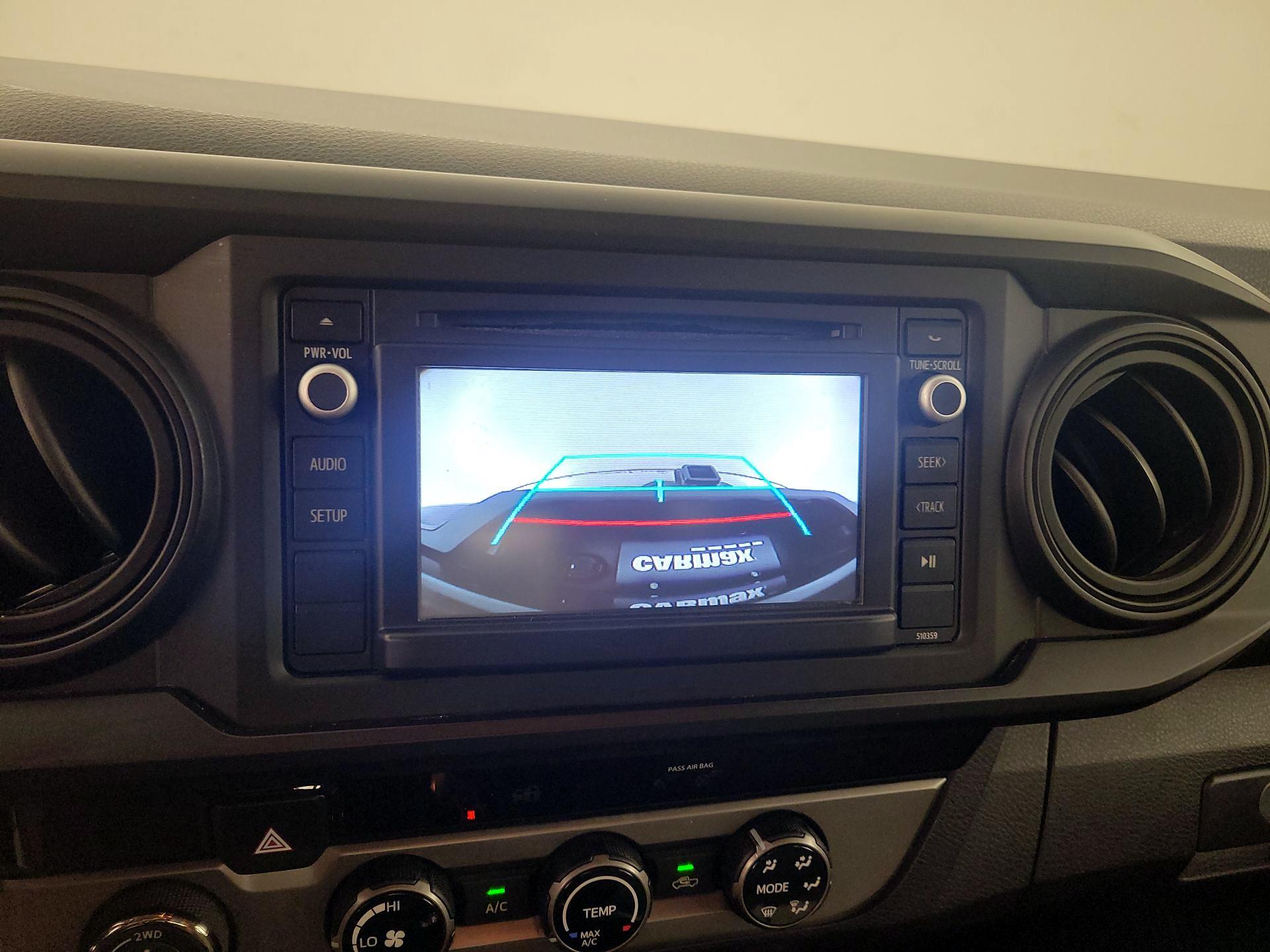 Thumbnail: 2018 Toyota Tacoma - 14