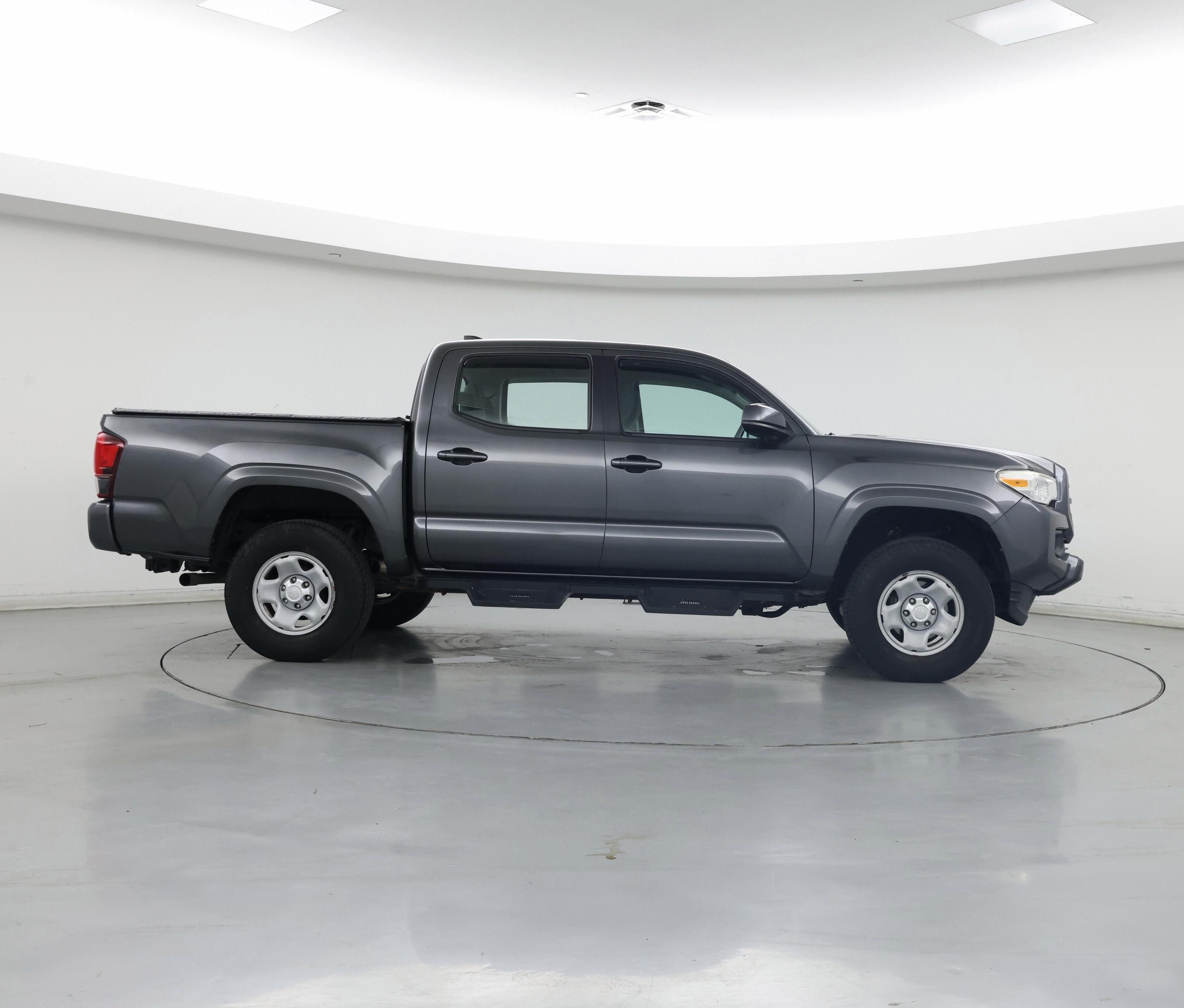 Thumbnail: 2018 Toyota Tacoma - 7