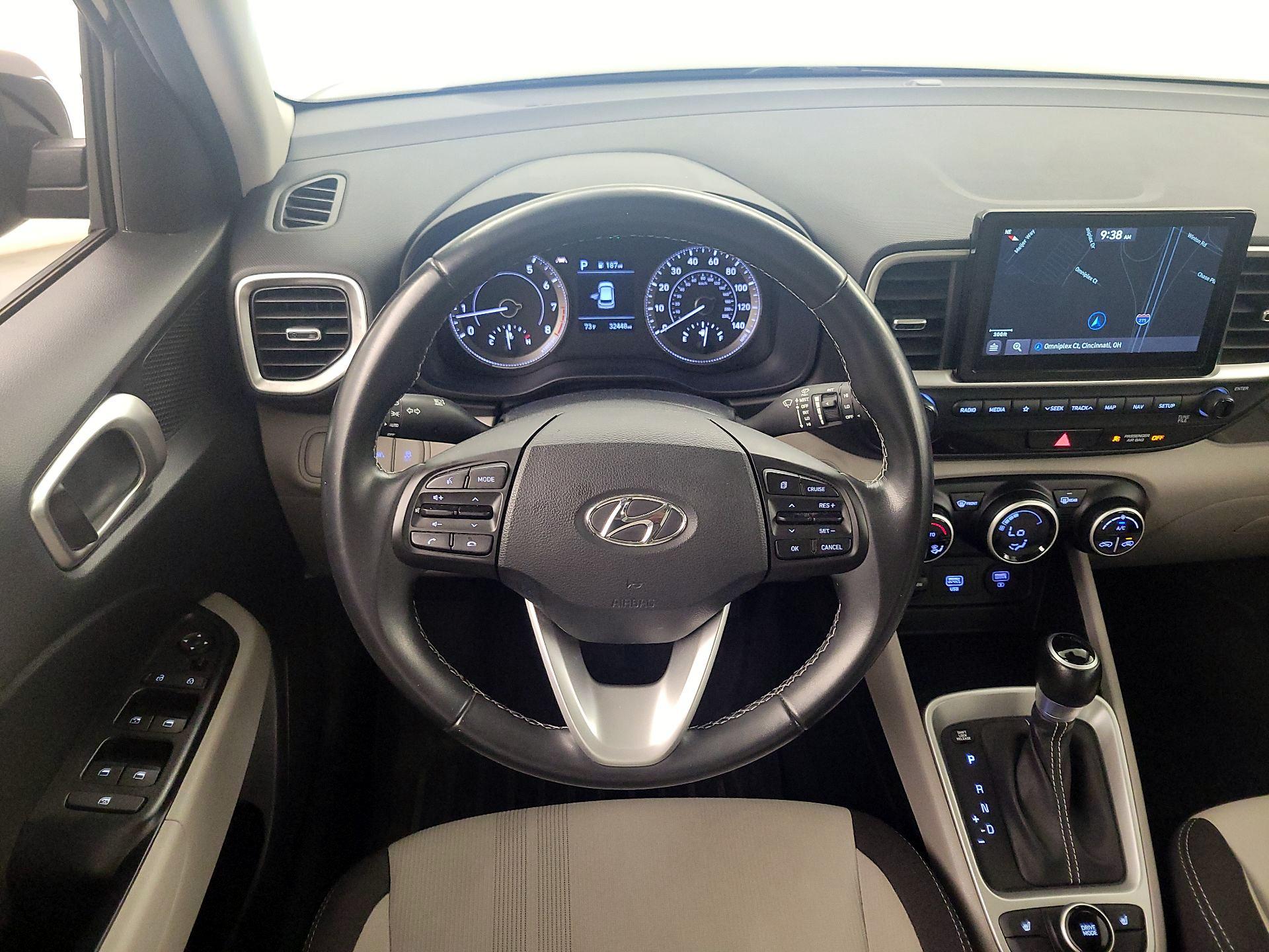 Thumbnail: 2021 Hyundai Venue - 10