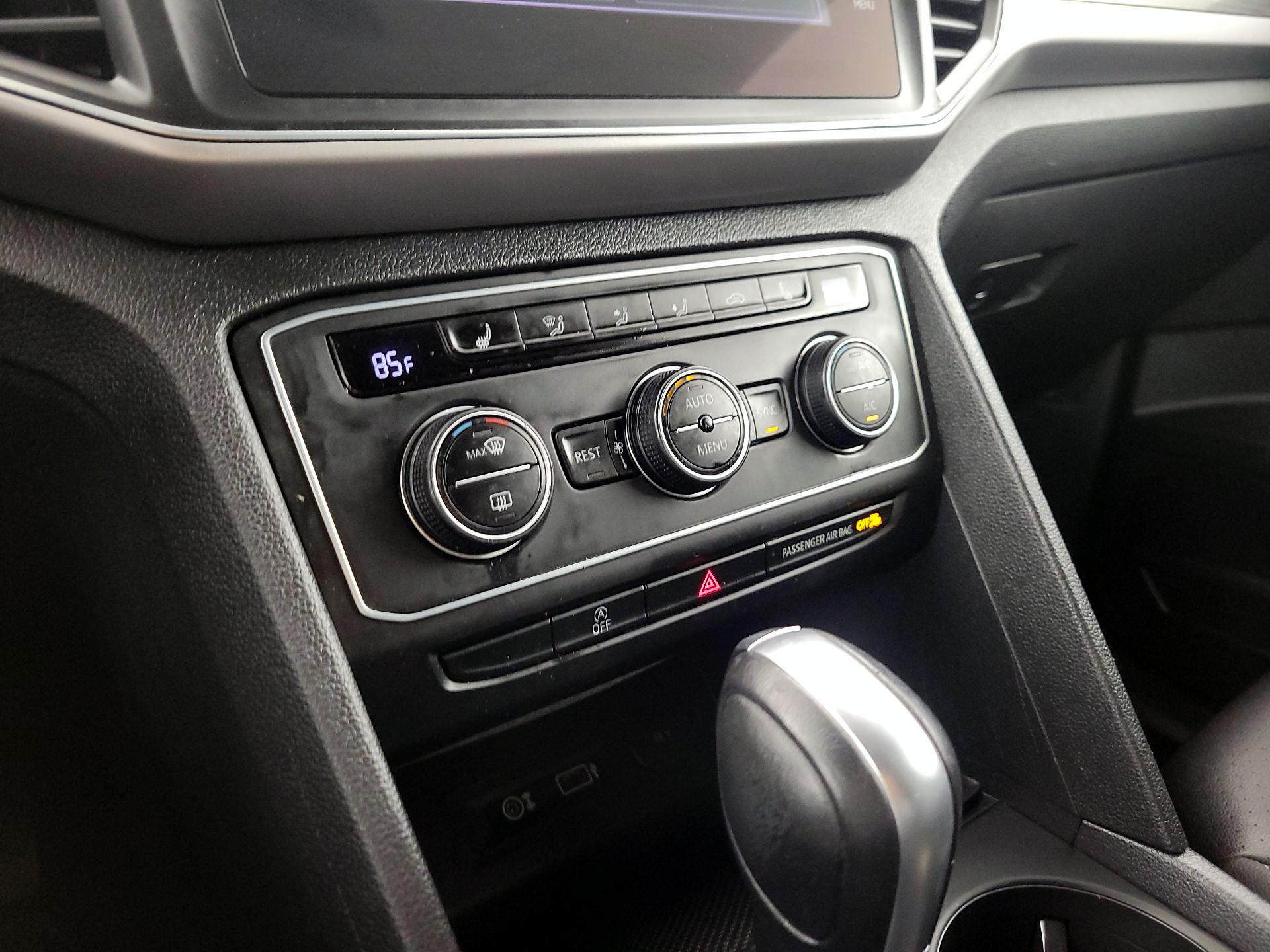 Thumbnail: 2018 Volkswagen Atlas - 16