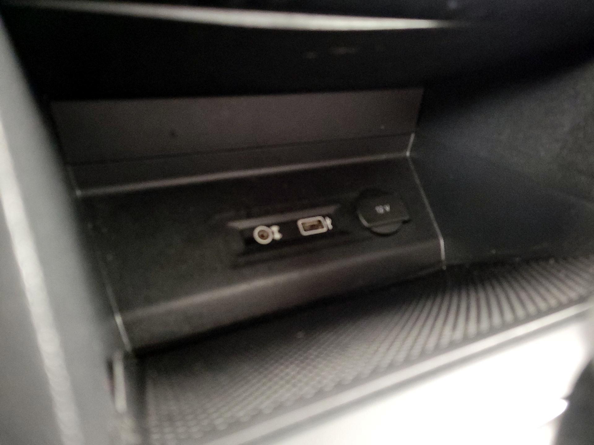 Thumbnail: 2018 Volkswagen Atlas - 18