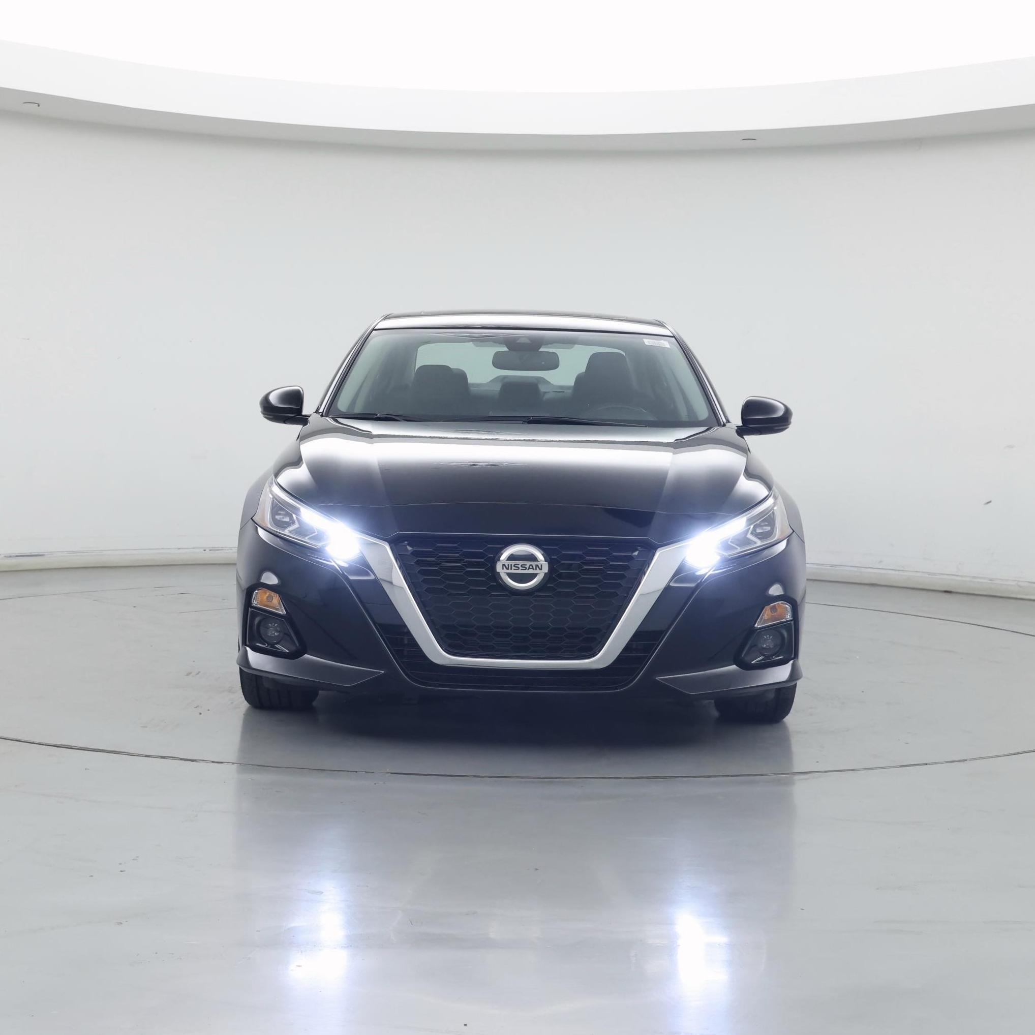 Thumbnail: 2020 Nissan Altima - 5