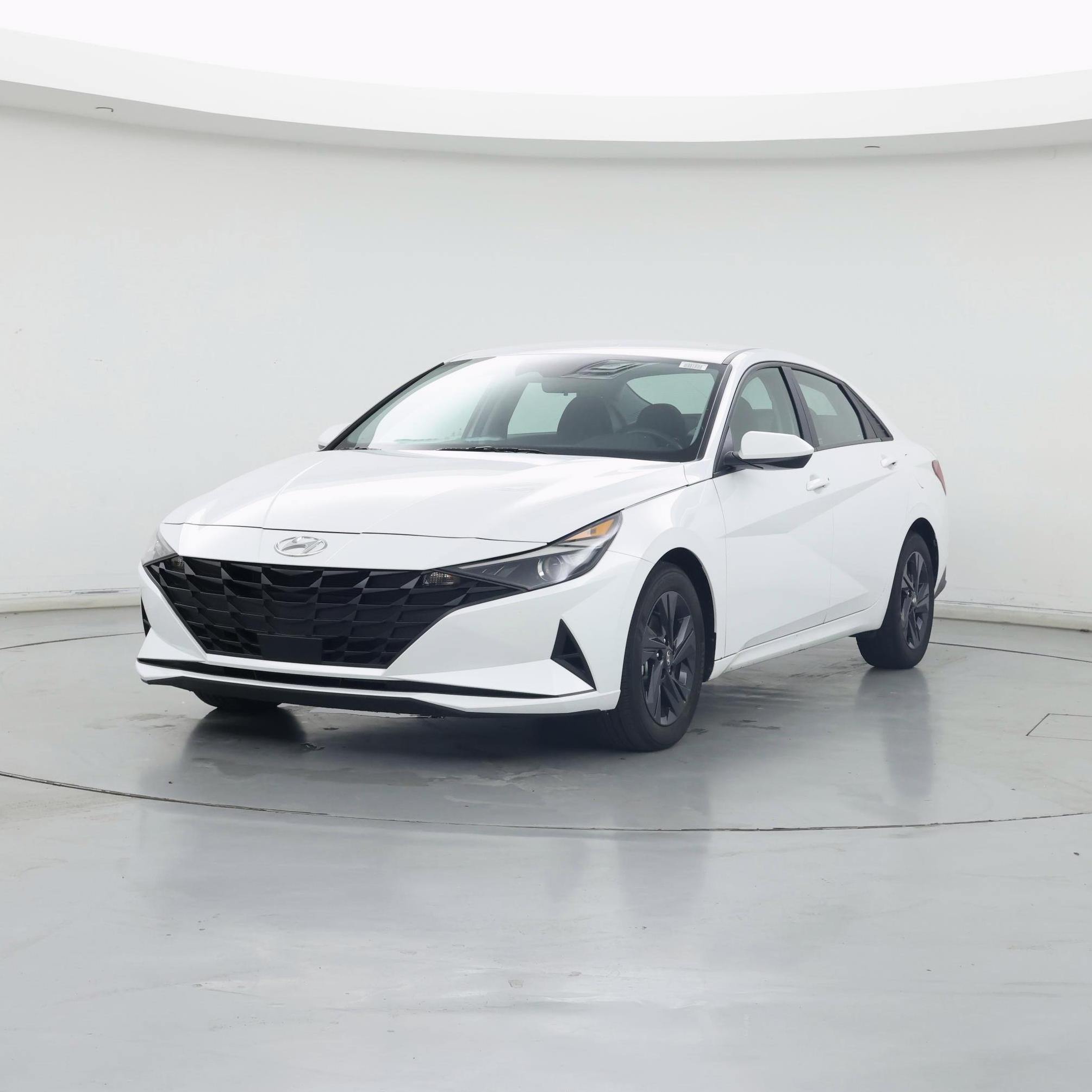 Thumbnail: 2022 Hyundai Elantra - 4