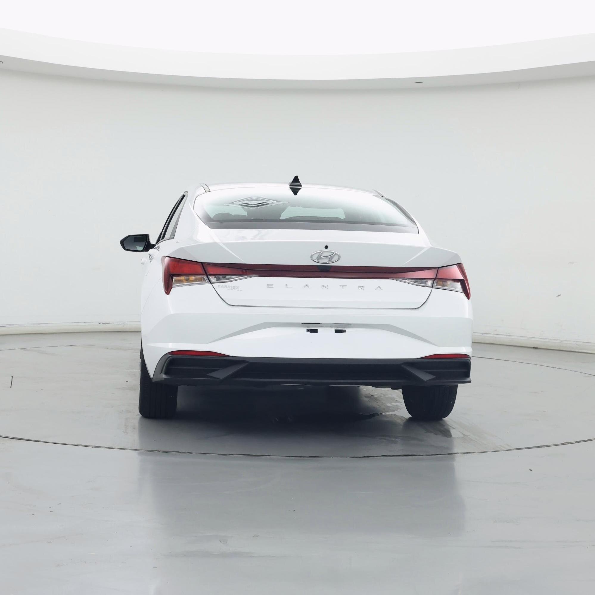 Thumbnail: 2022 Hyundai Elantra - 6