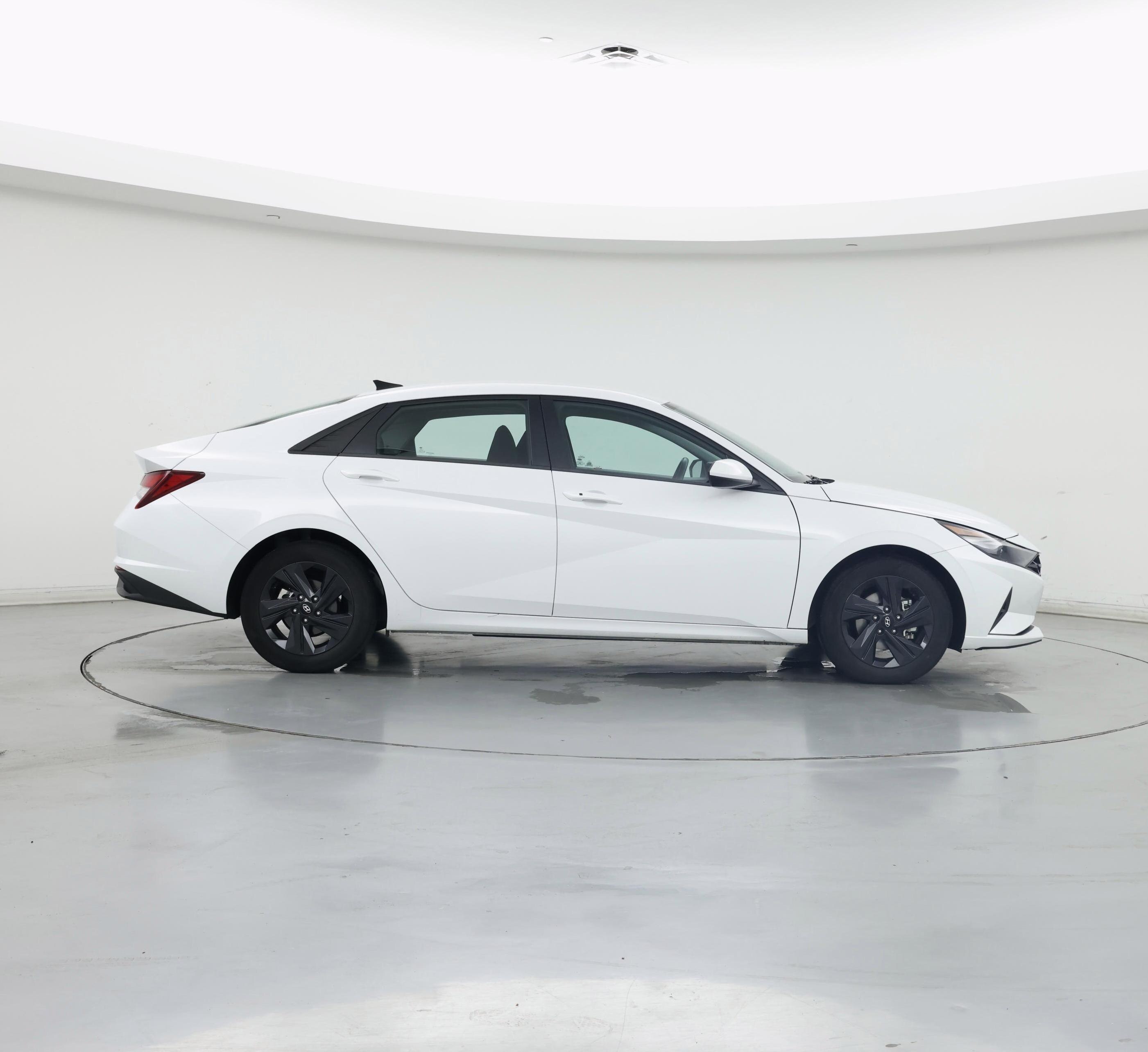 Thumbnail: 2022 Hyundai Elantra - 7