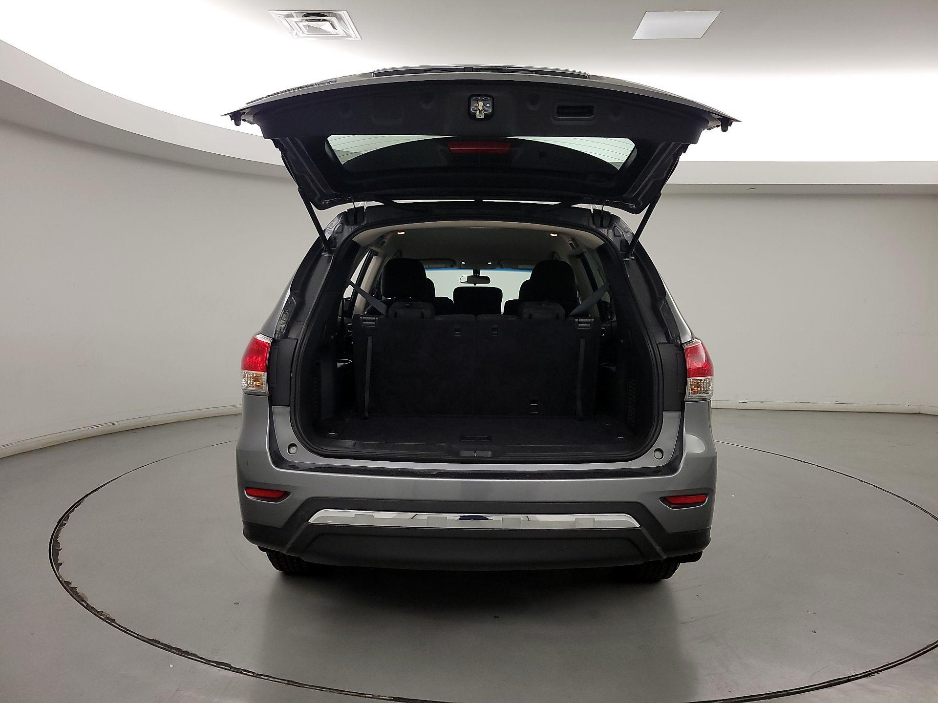 Thumbnail: 2015 Nissan Pathfinder - 20