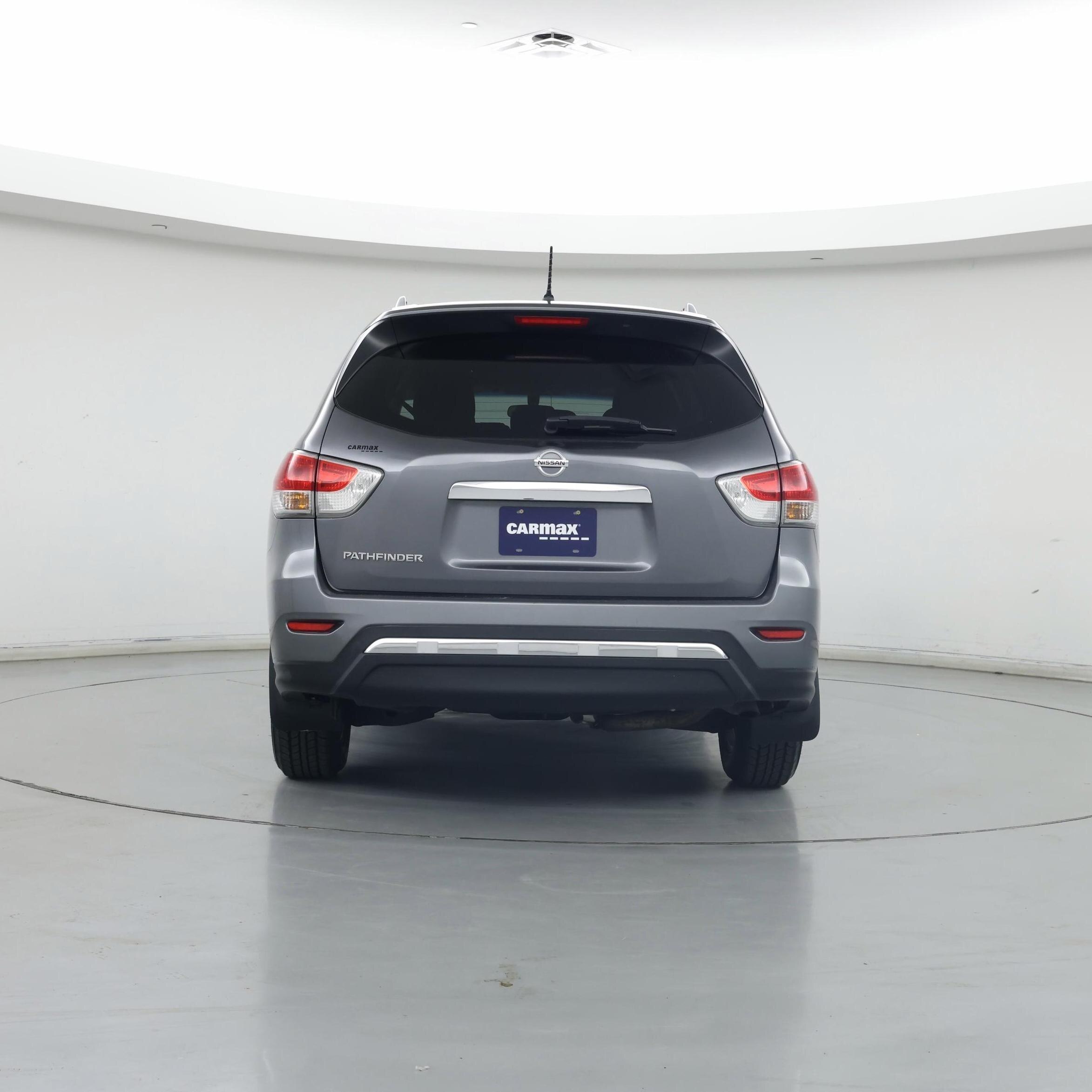 Thumbnail: 2015 Nissan Pathfinder - 6