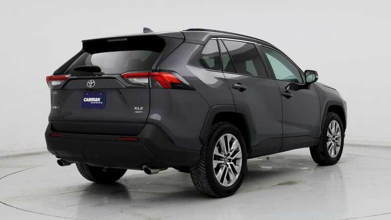 2019 Toyota RAV4 XLE Premium 8