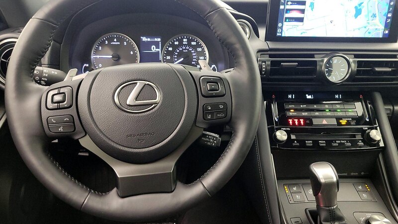 2023 Lexus IS 300 10