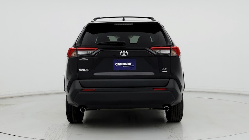 2020 Toyota RAV4 LE 6