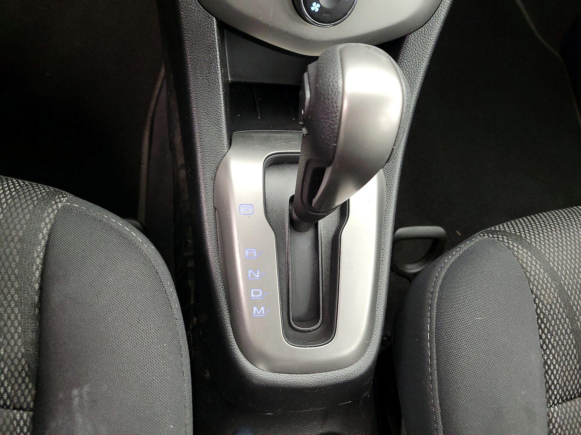Thumbnail: 2014 Chevrolet Sonic - 16