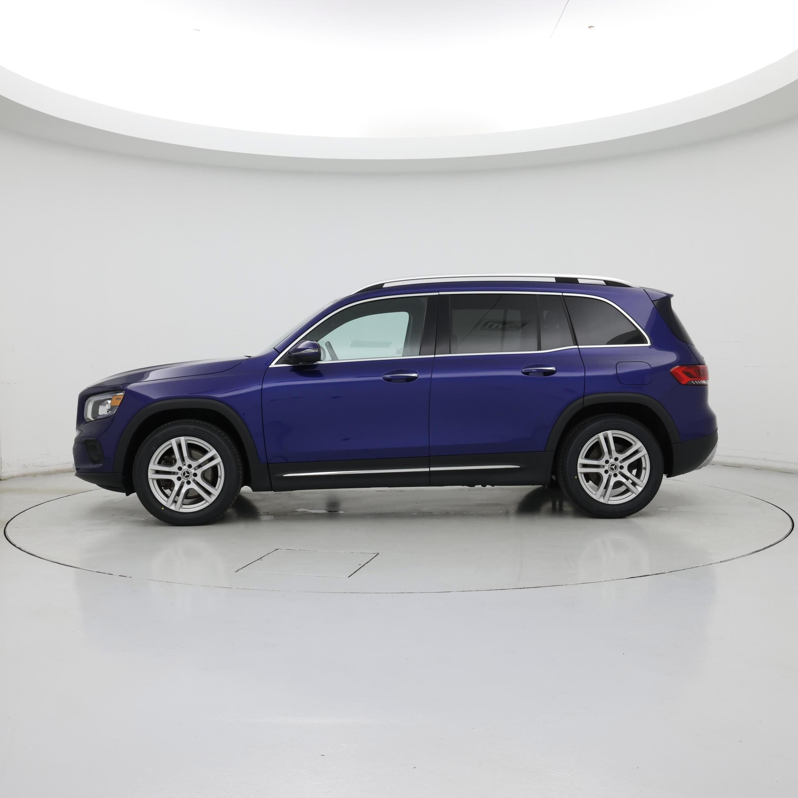 Thumbnail: 2022 Mercedes-Benz GLB - 3