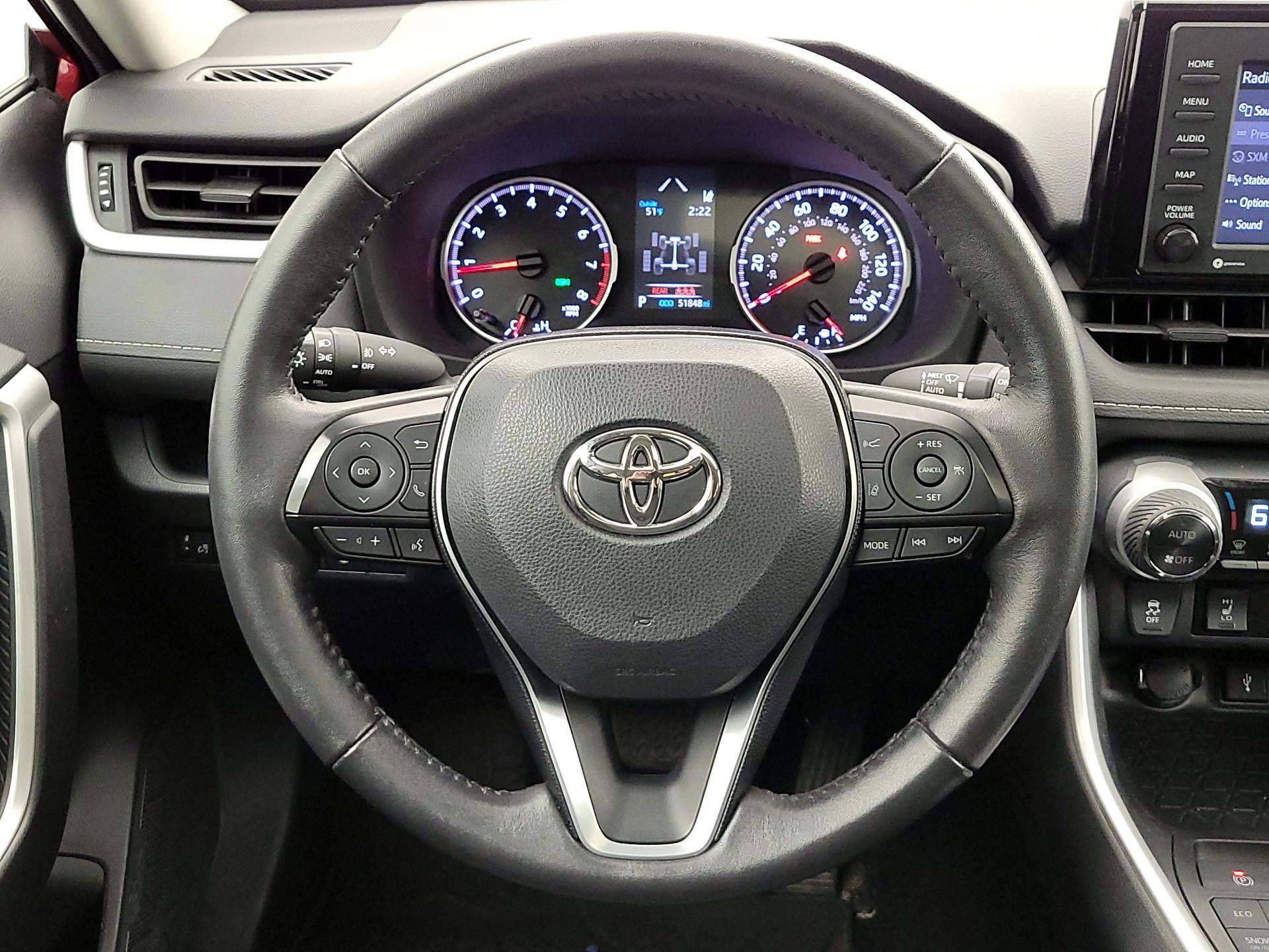 Thumbnail: 2020 Toyota RAV4 - 10