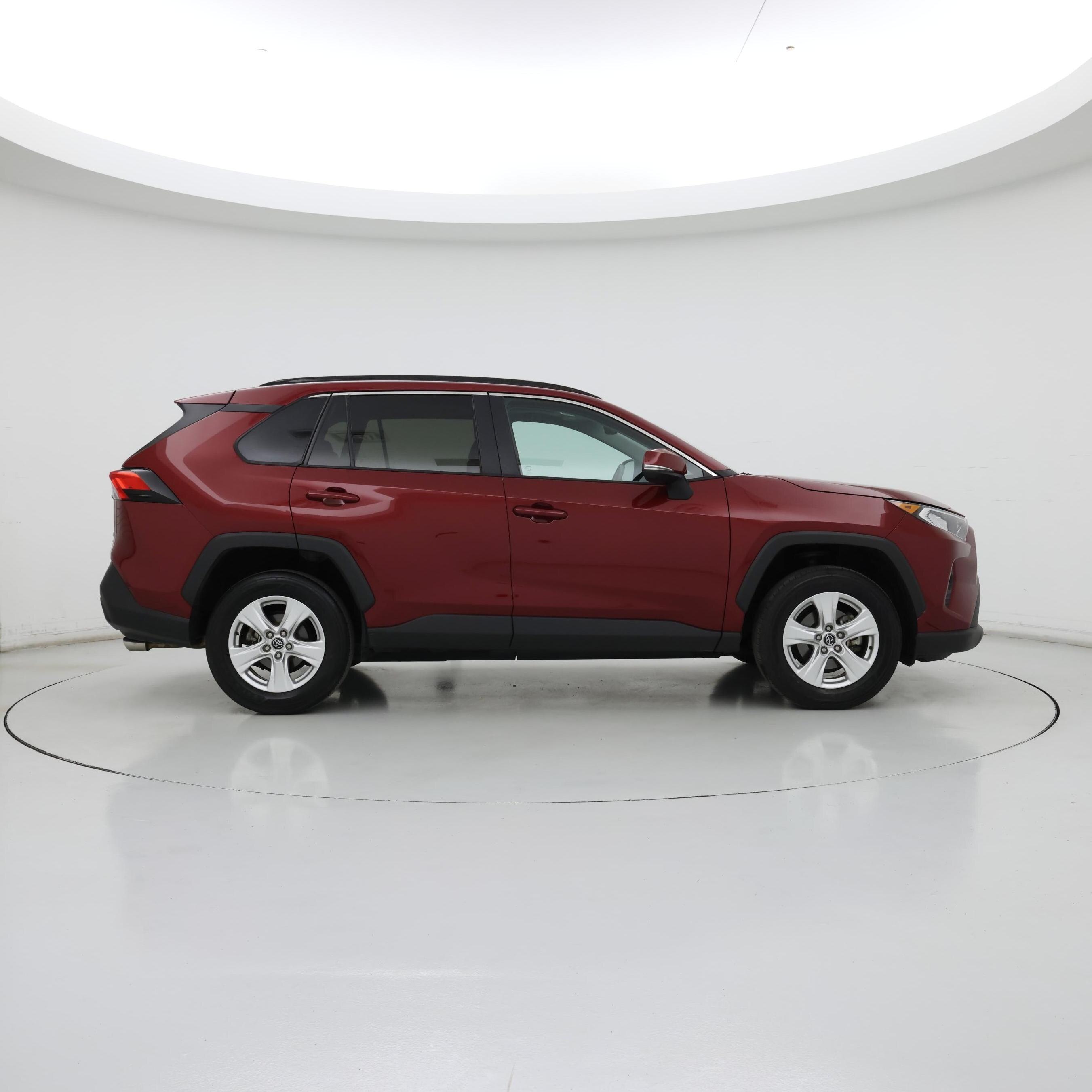 Thumbnail: 2020 Toyota RAV4 - 7