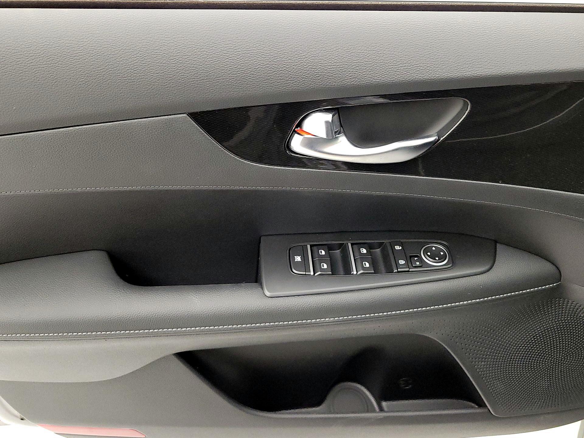 Thumbnail: 2024 Kia Forte - 12