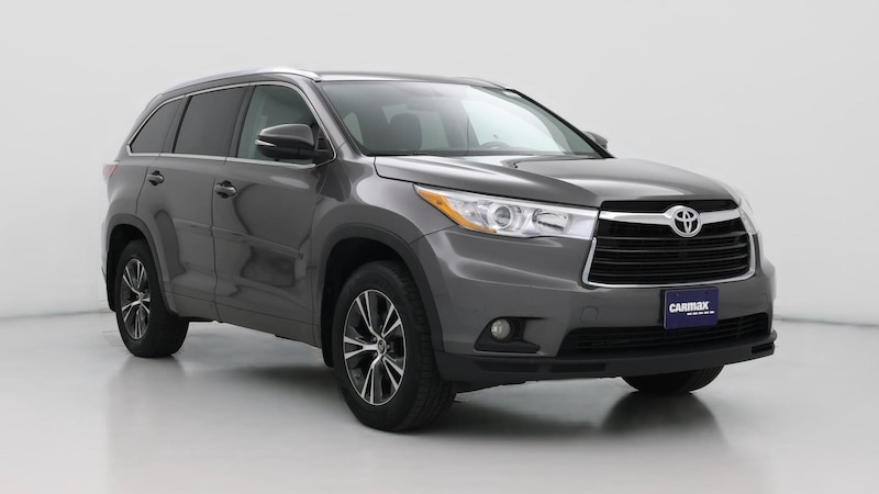 2016 Toyota Highlander XLE Hero Image
