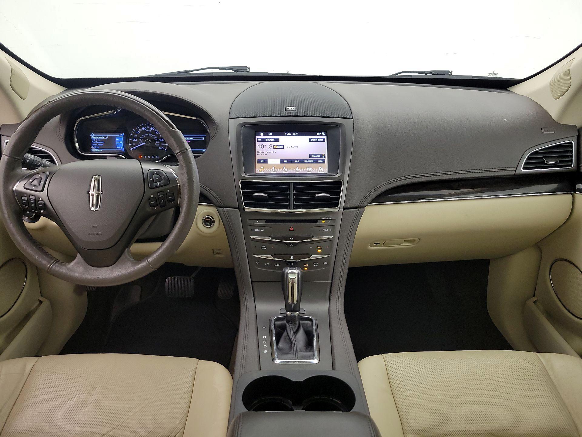 Thumbnail: 2019 Lincoln MKT - 9