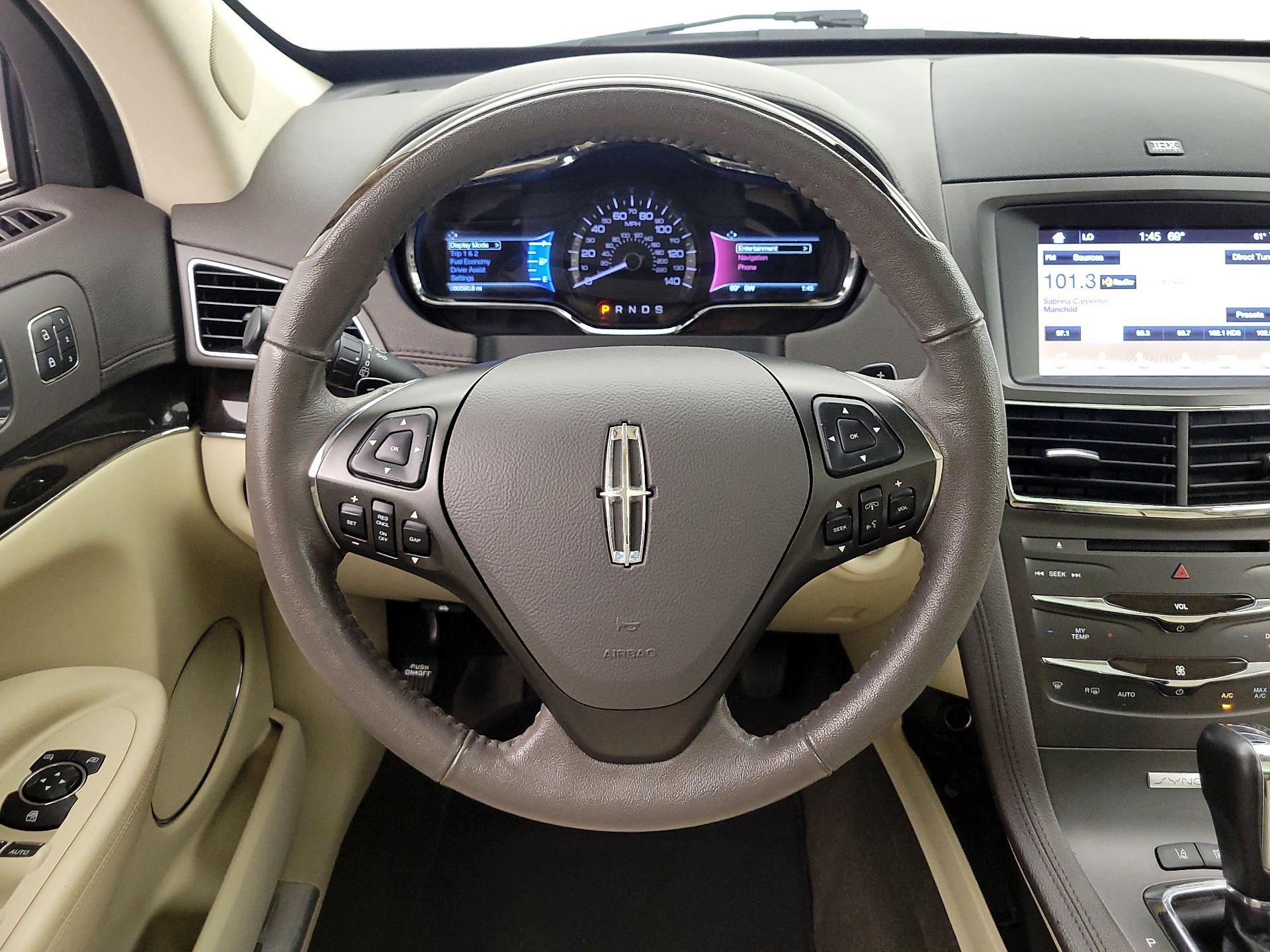 Thumbnail: 2019 Lincoln MKT - 10