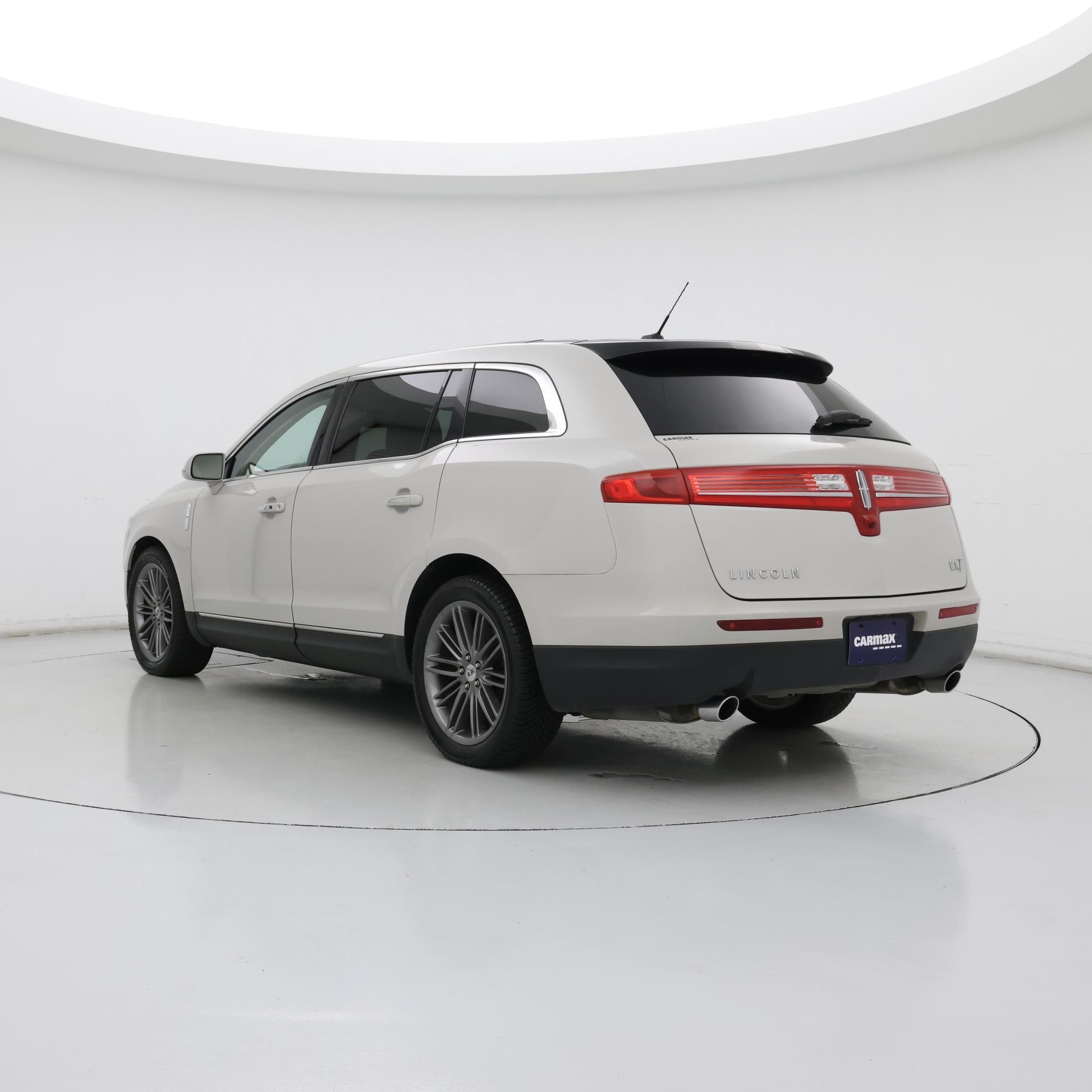 Thumbnail: 2019 Lincoln MKT - 2