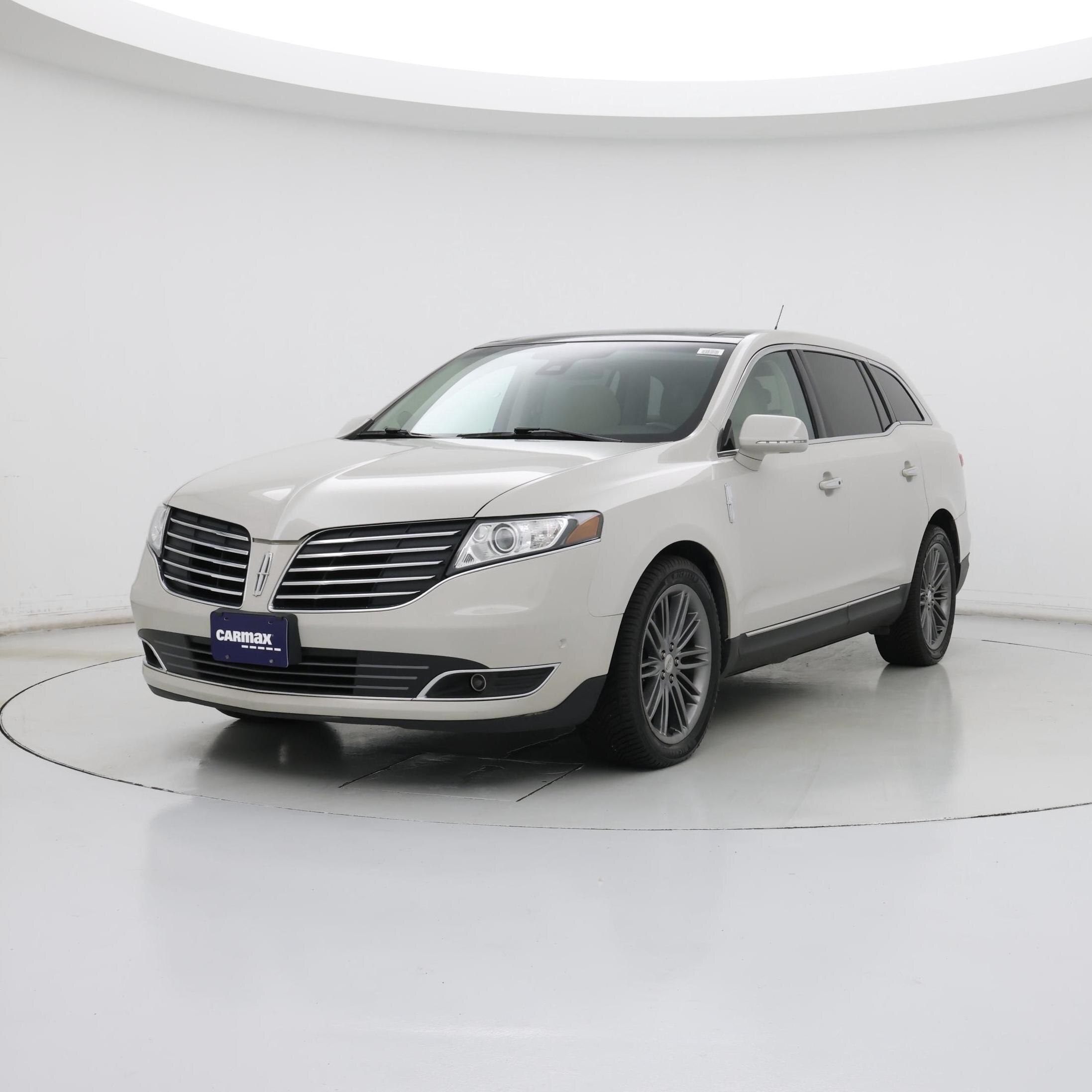 Thumbnail: 2019 Lincoln MKT - 4