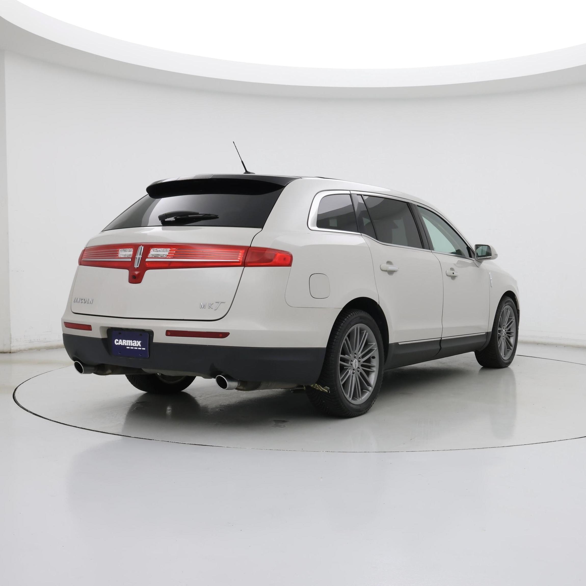 Thumbnail: 2019 Lincoln MKT - 8
