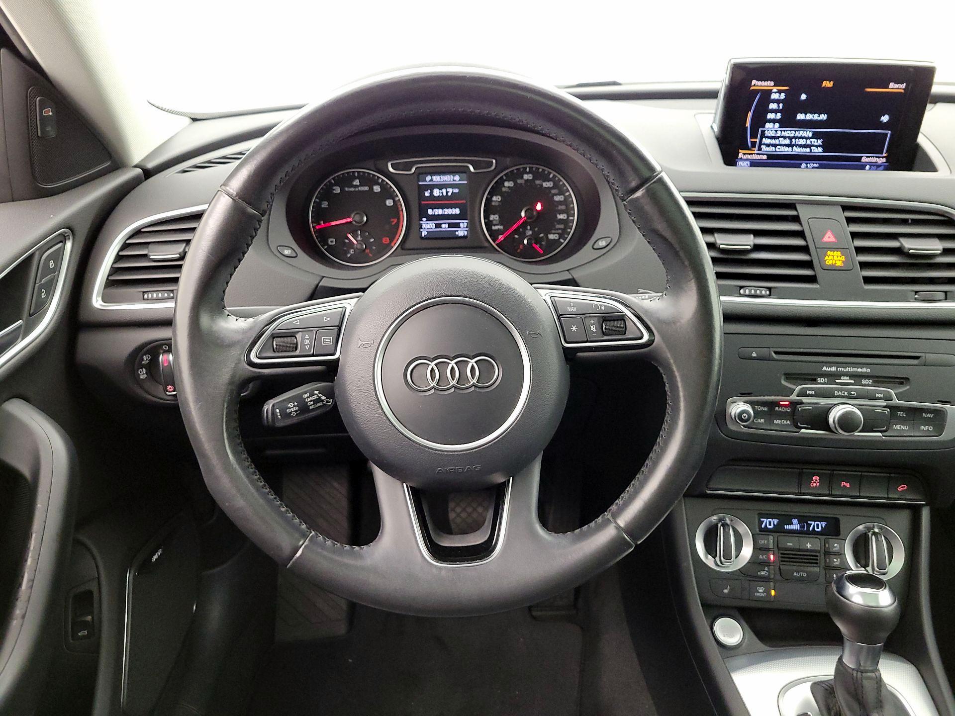 Thumbnail: 2015 Audi Q3 - 10