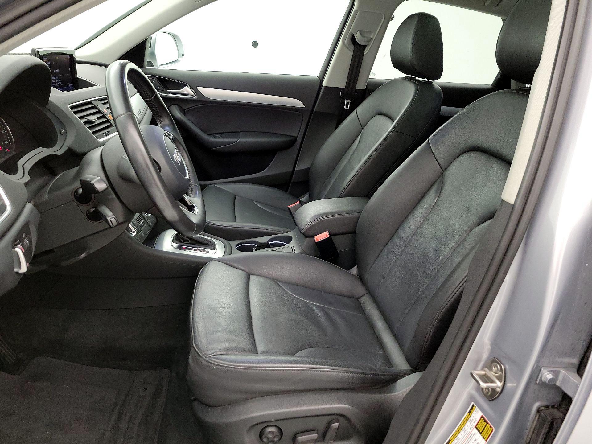 Thumbnail: 2015 Audi Q3 - 11
