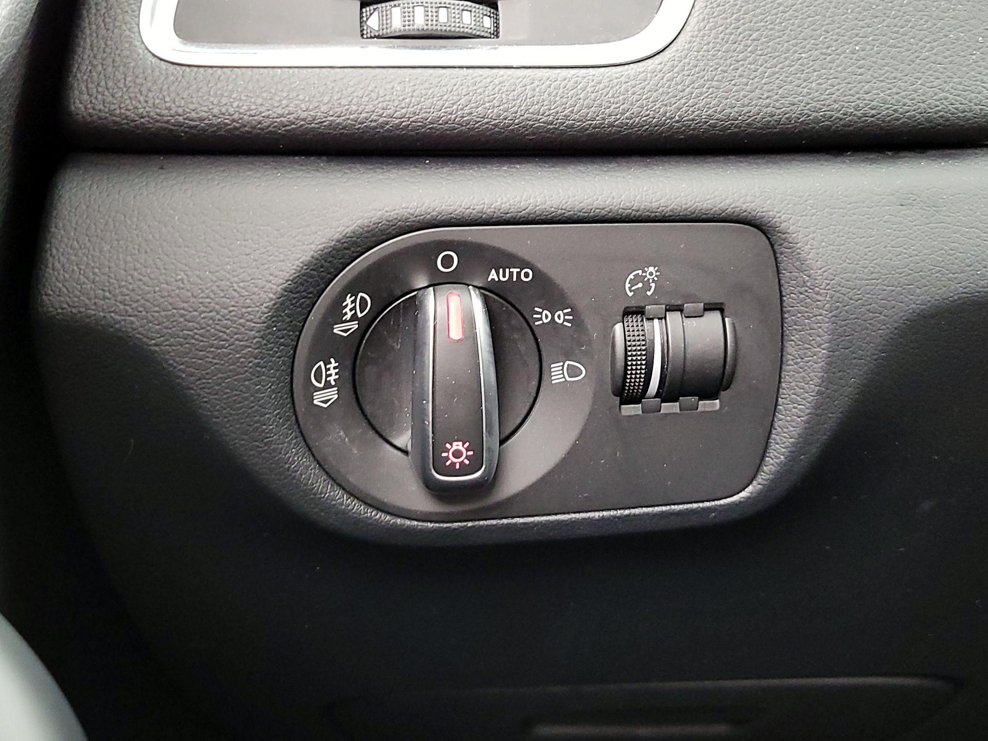 Thumbnail: 2015 Audi Q3 - 13
