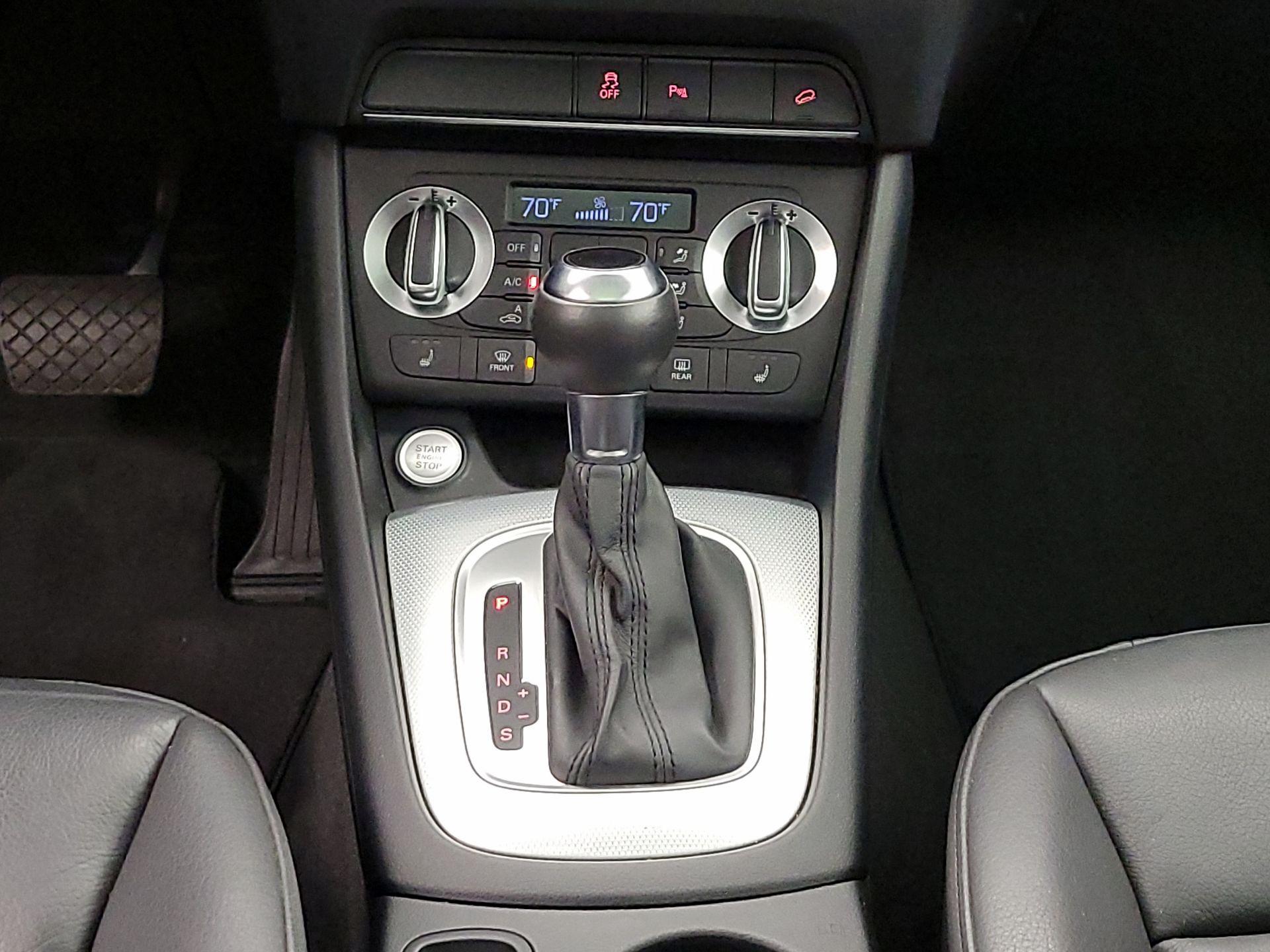 Thumbnail: 2015 Audi Q3 - 18