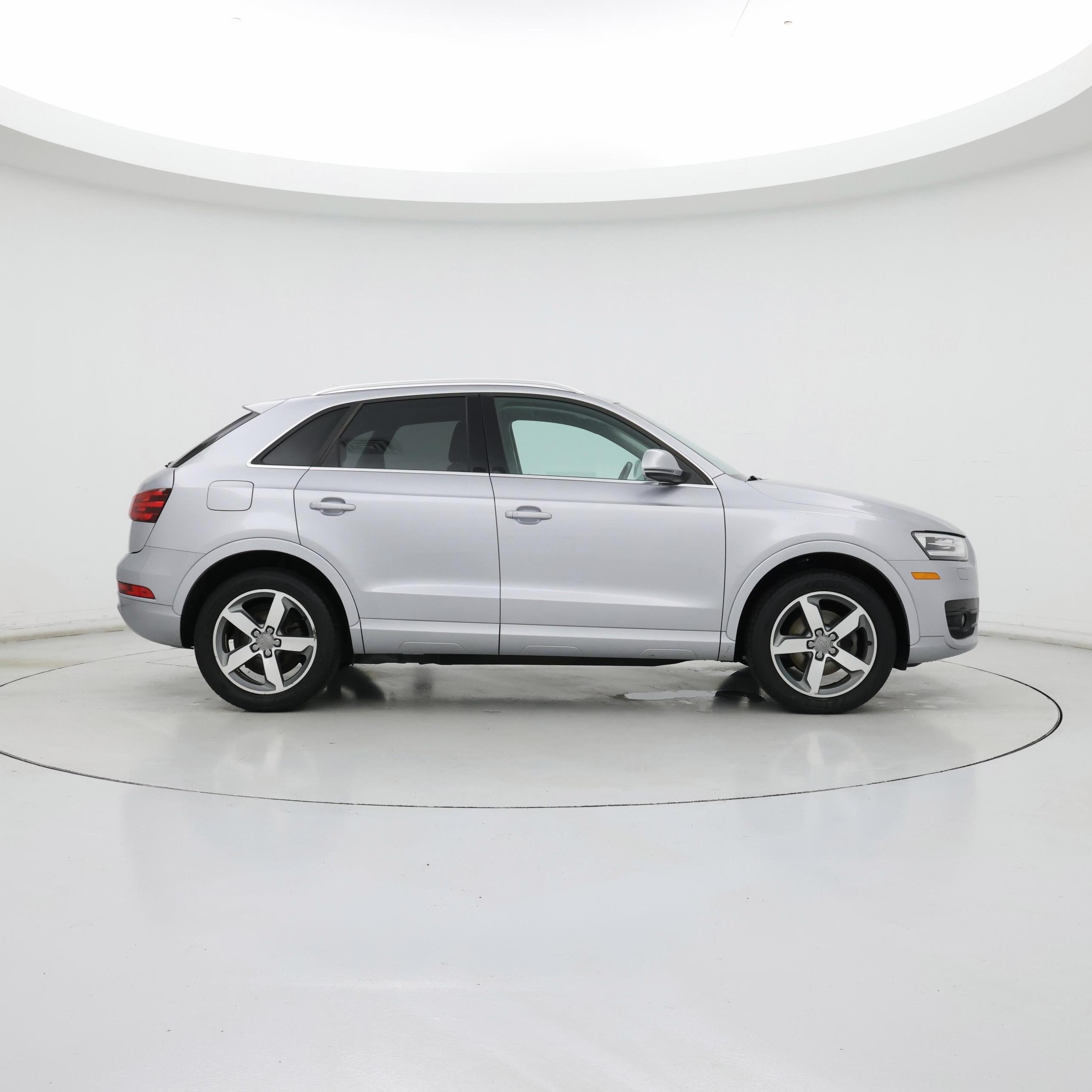 Thumbnail: 2015 Audi Q3 - 7