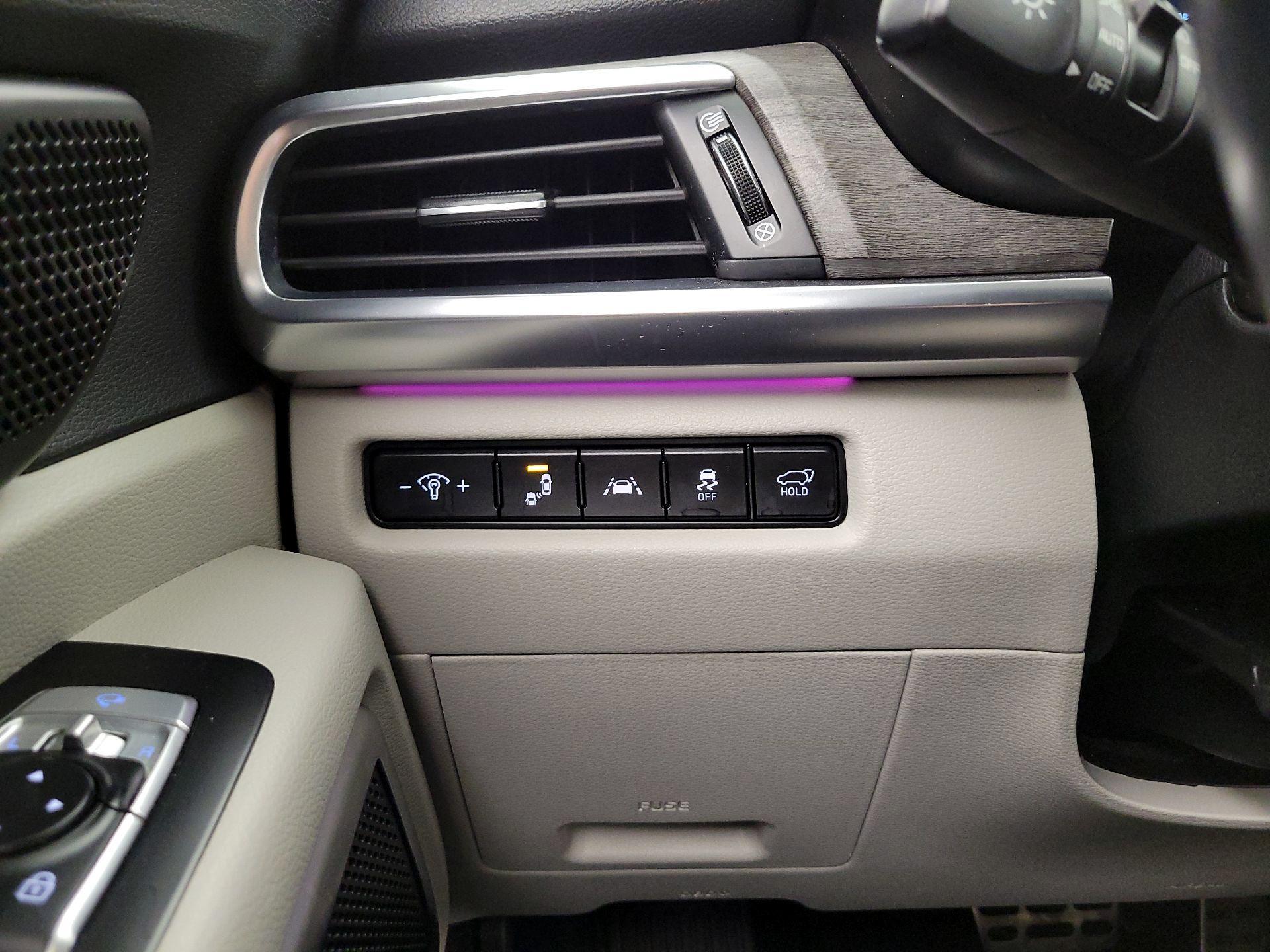 Thumbnail: 2020 Kia Telluride - 13