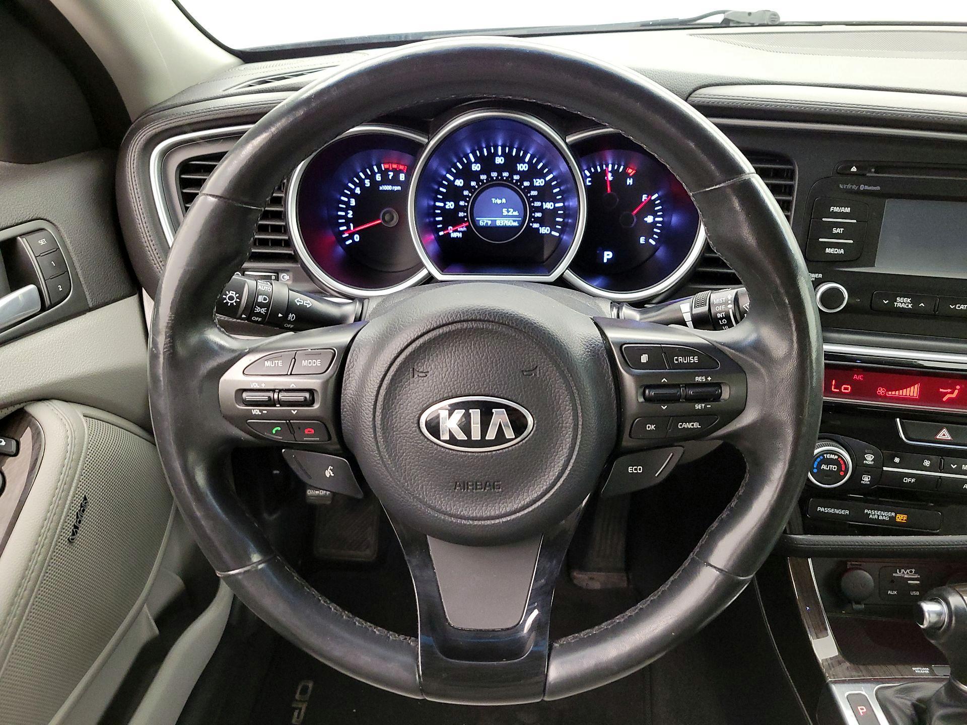Thumbnail: 2015 Kia Optima - 10