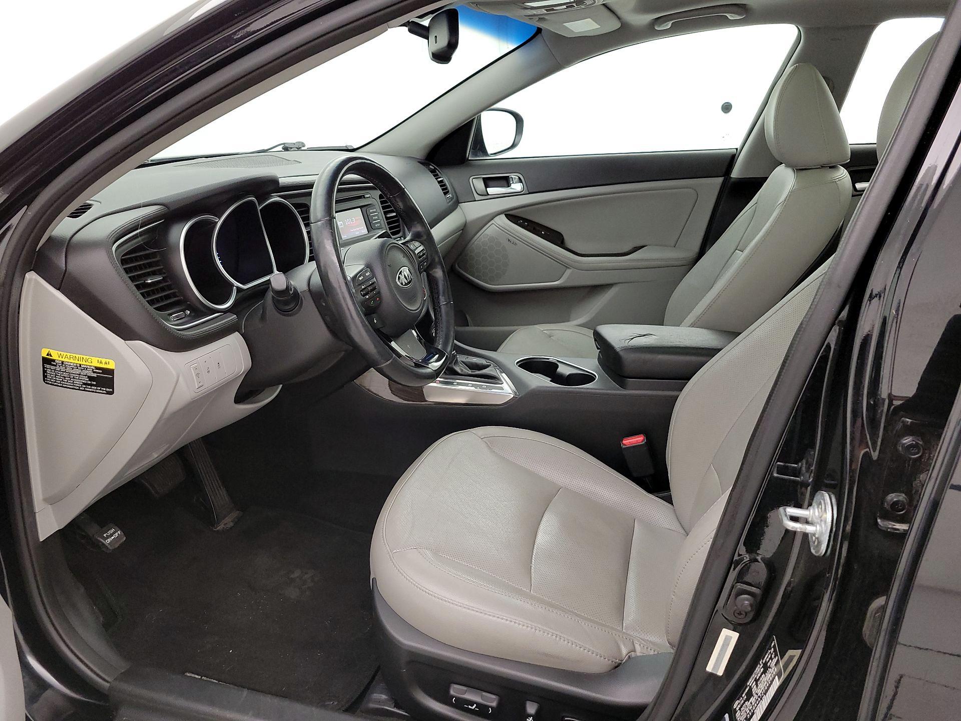 Thumbnail: 2015 Kia Optima - 11
