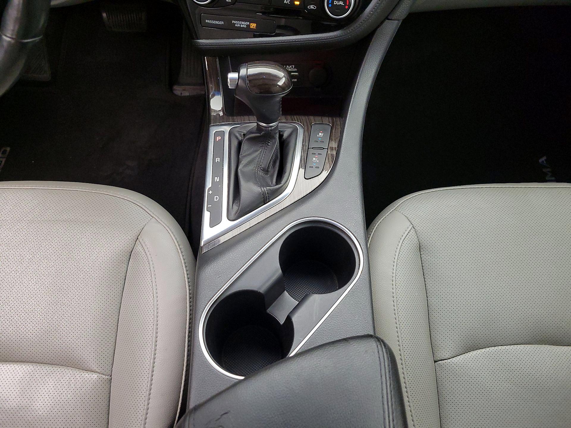 Thumbnail: 2015 Kia Optima - 17