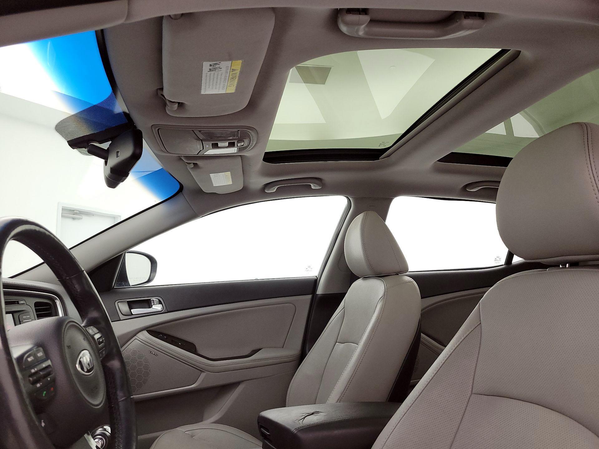Thumbnail: 2015 Kia Optima - 19