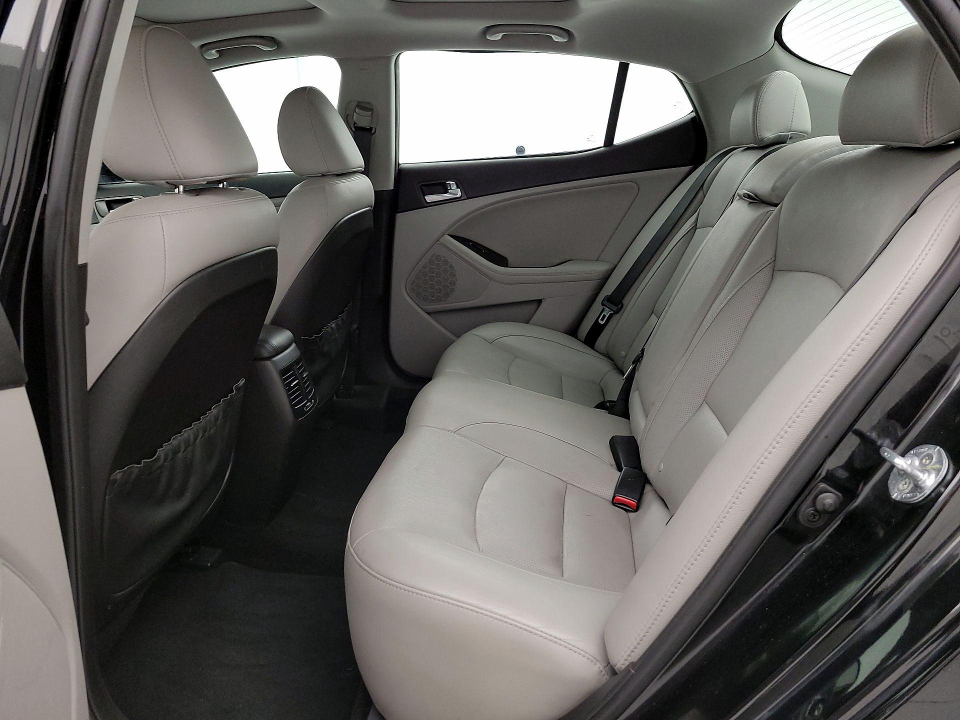 Thumbnail: 2015 Kia Optima - 20