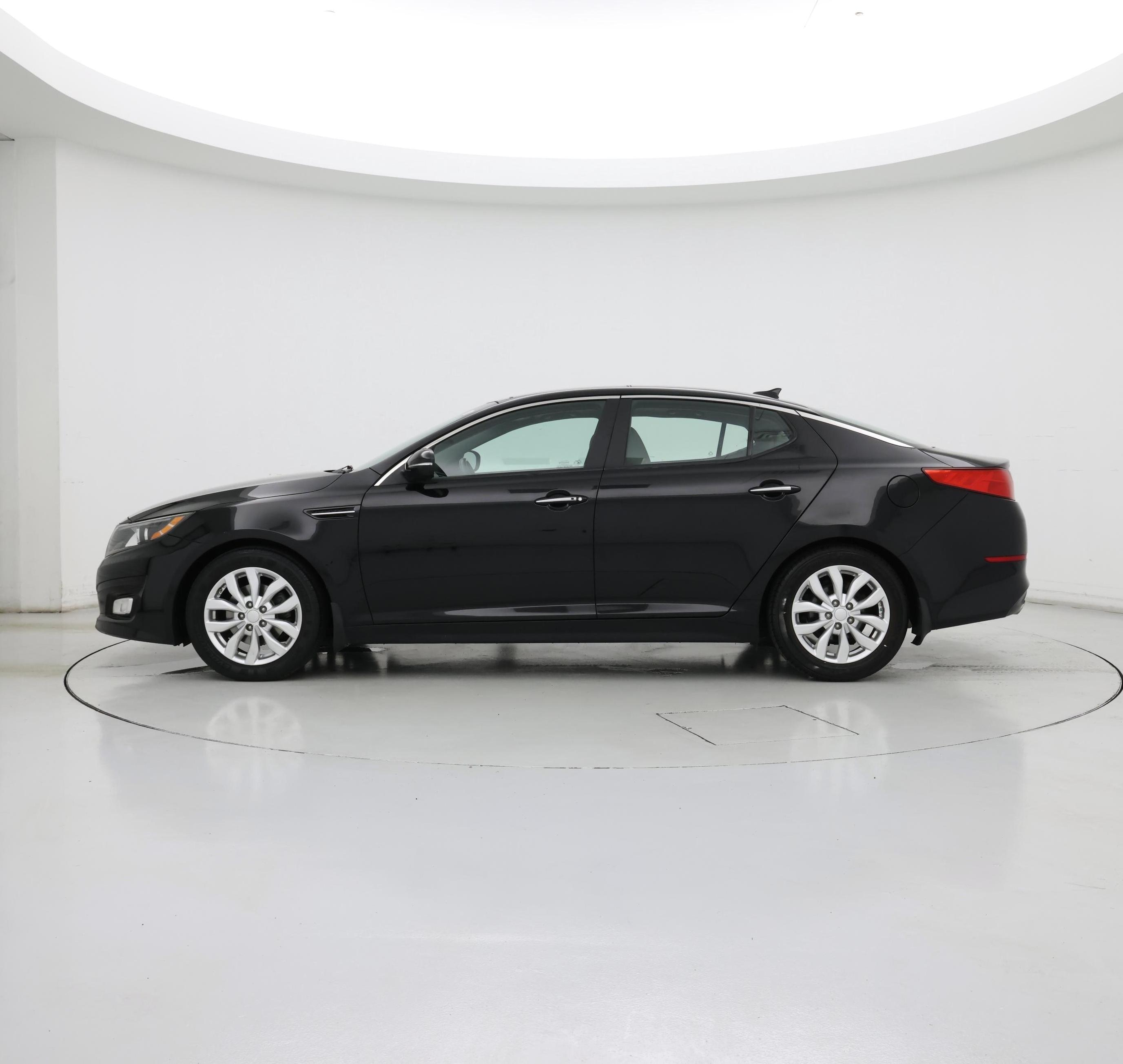 Thumbnail: 2015 Kia Optima - 3