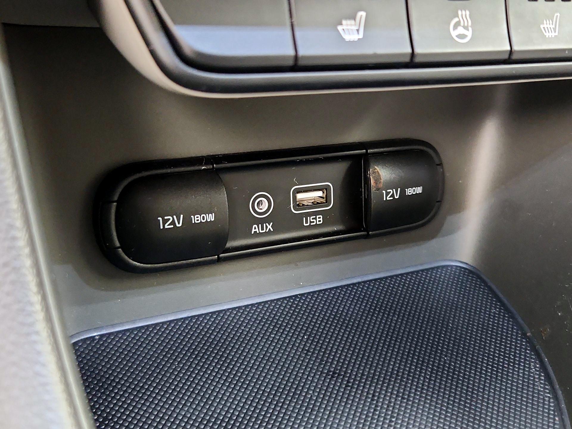 Thumbnail: 2018 Kia Sportage - 18