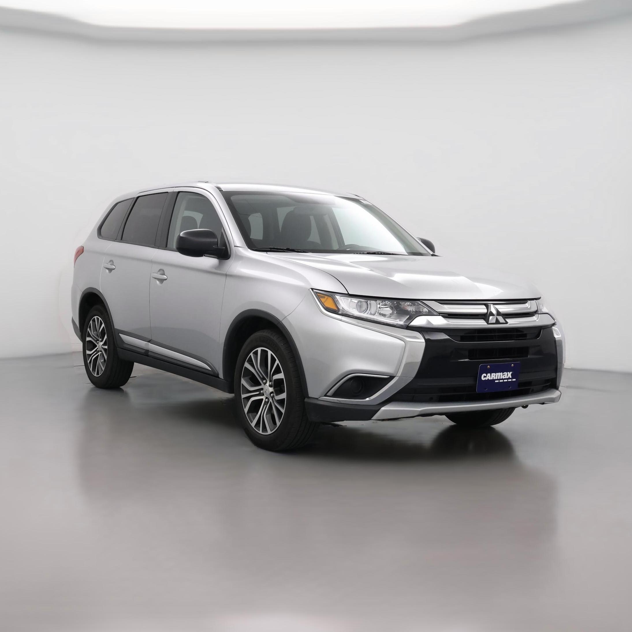 Thumbnail: 2018 Mitsubishi Outlander - 1