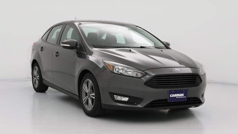 2016 Ford Focus SE Hero Image